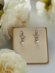 Pearl Drop Earrings with Crystal Accents – Gold Tone