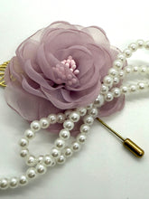 Mauve Chiffon & Pearl Lapel Pin