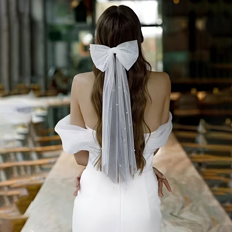 Pearl Bow Bridal Veil – Romantic & Elegant Statement Piece