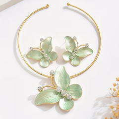 Green Floral Jewelry Set – Elegant & Feminine Statement