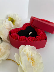Heart Rose Box with Ring – Luxury Romantic Gift