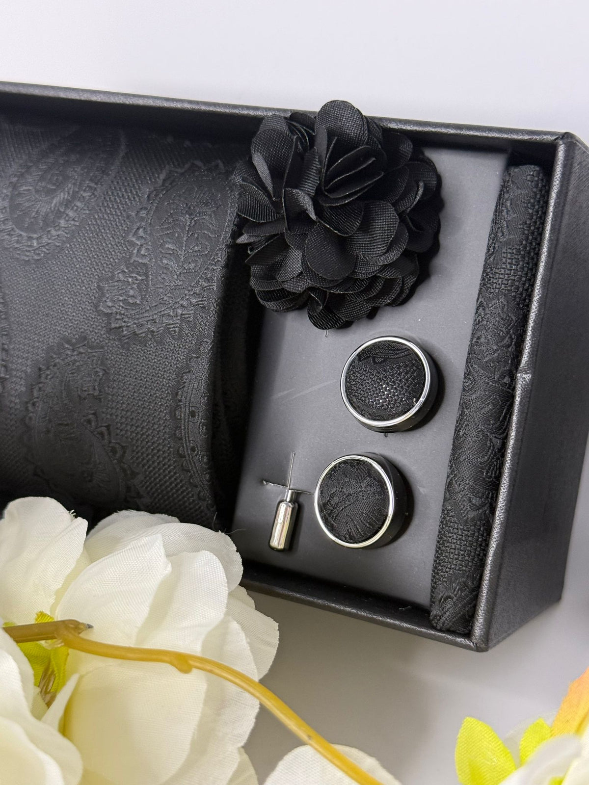 Black Paisley Luxury Tie Gift Set