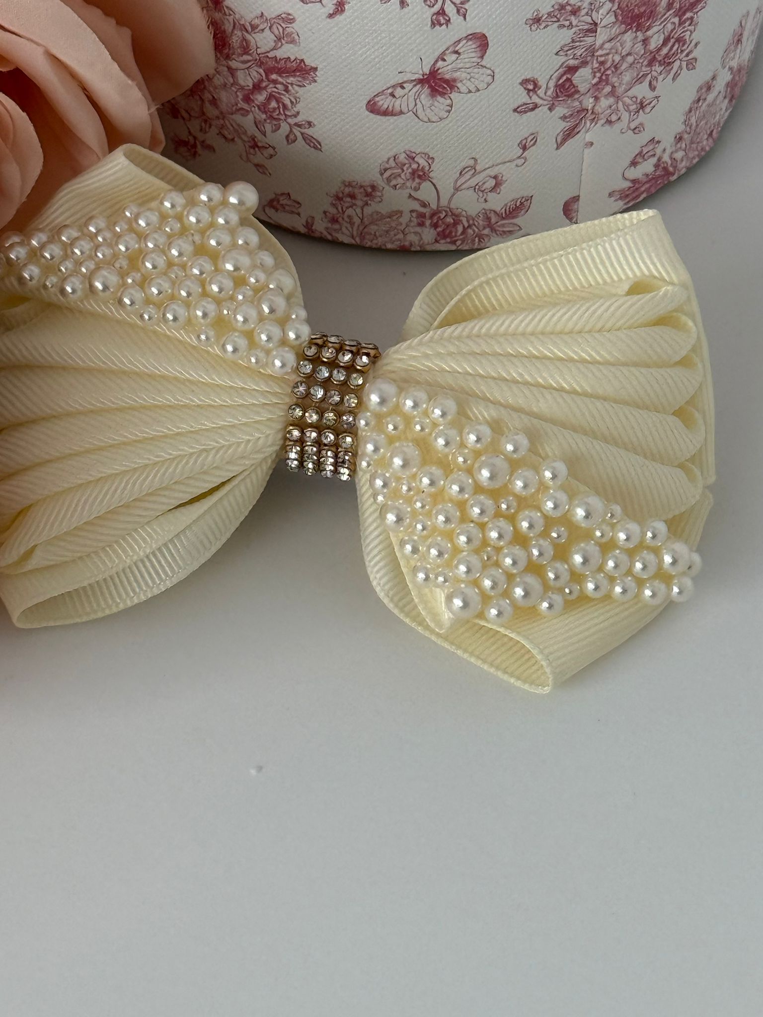 Pearl-Embellished Ivory Bow Hair Clip