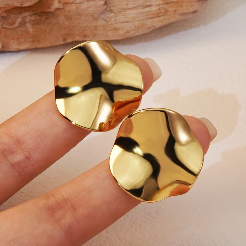 Golden Irregular Statement Earrings – Sculptural Modern Design