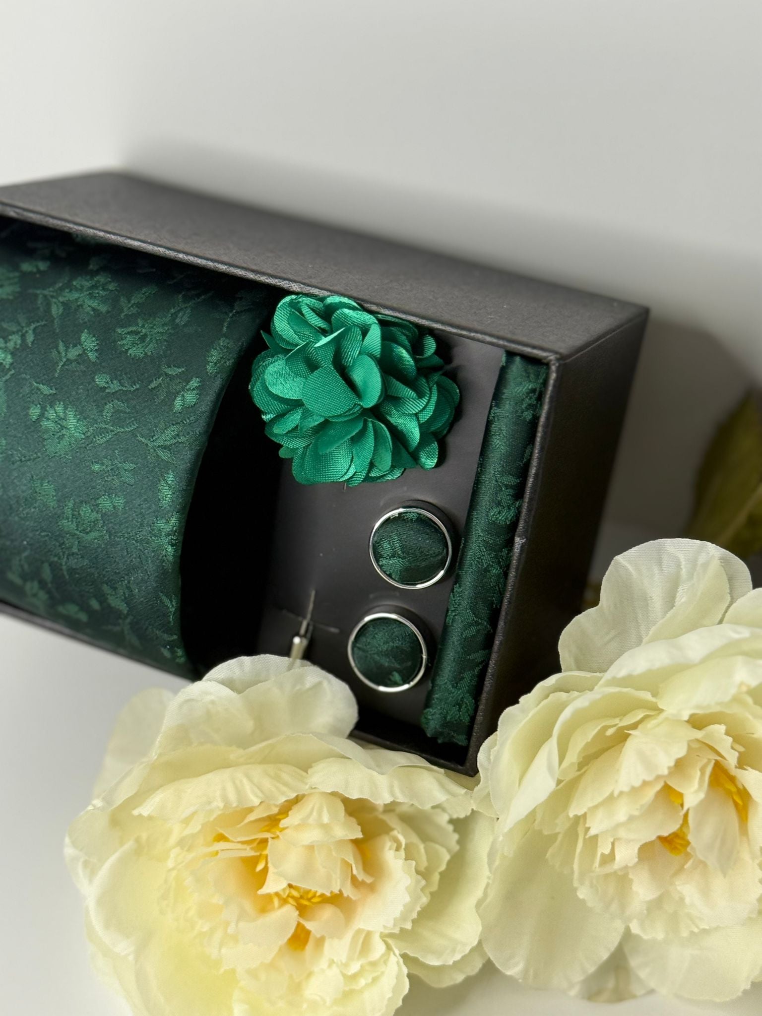 Emerald Green Floral Tie Gift Set