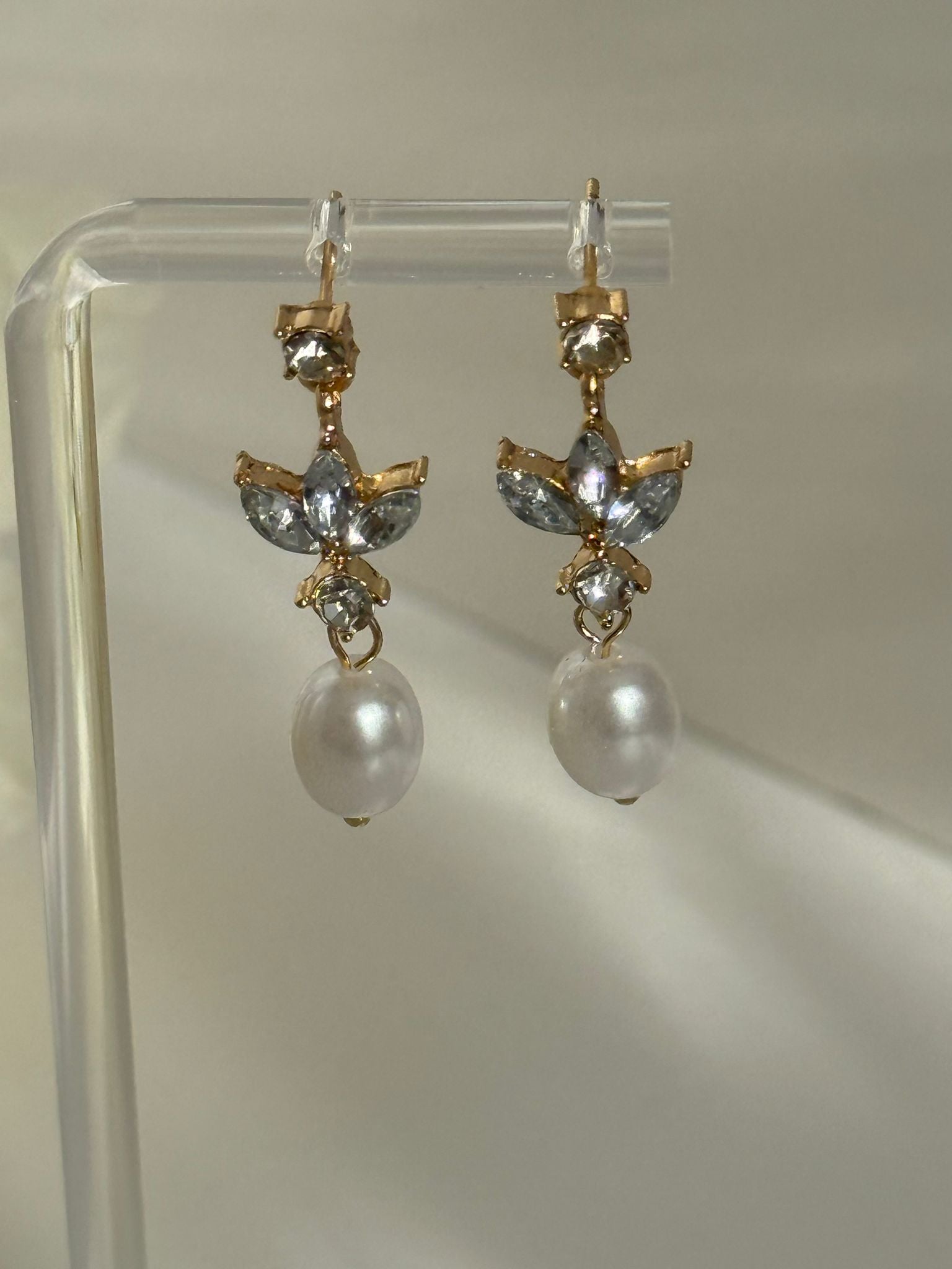Pearl Drop Earrings with Crystal Accents – Gold Tone