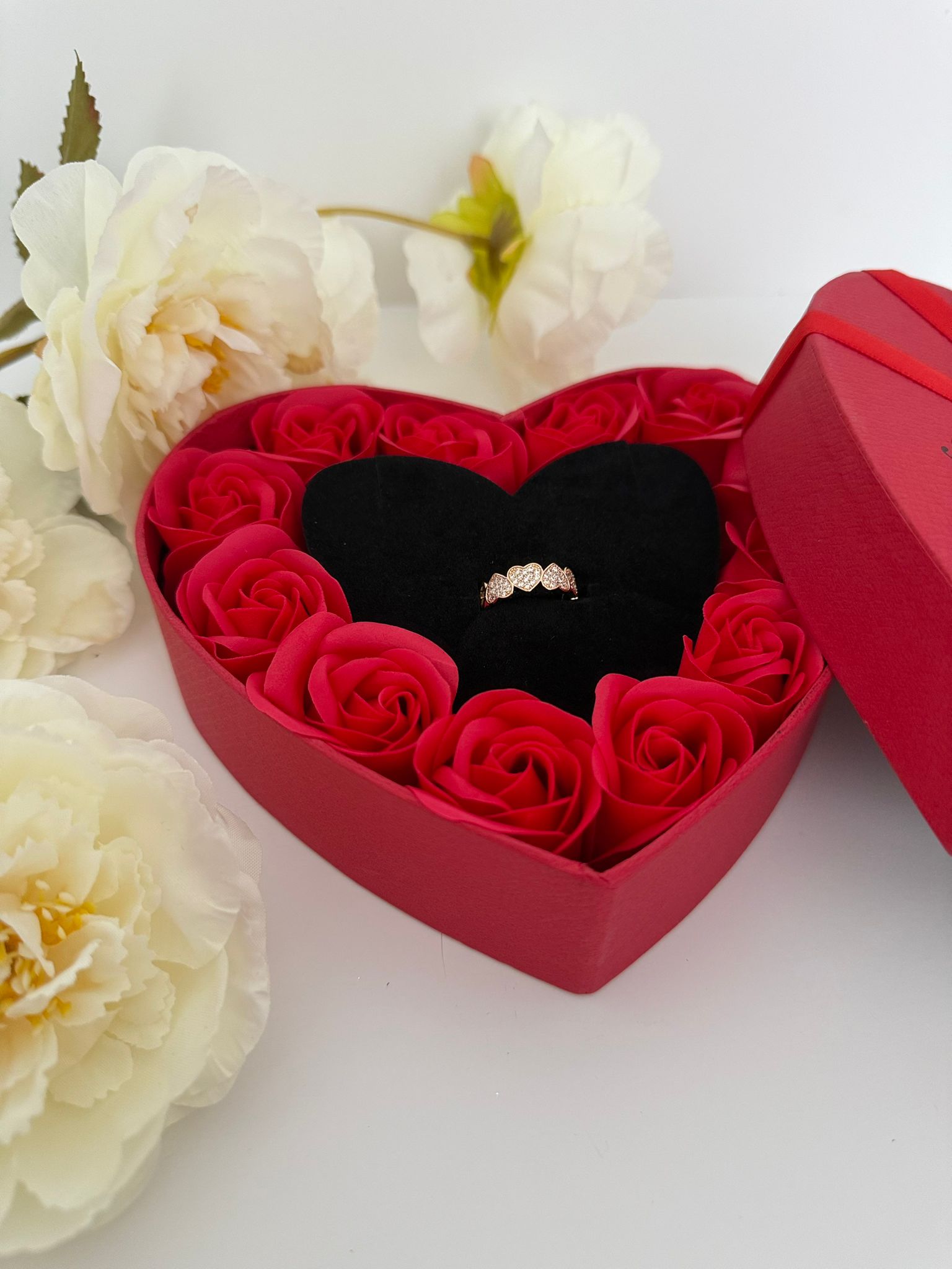 Heart Rose Box with Ring – Luxury Romantic Gift