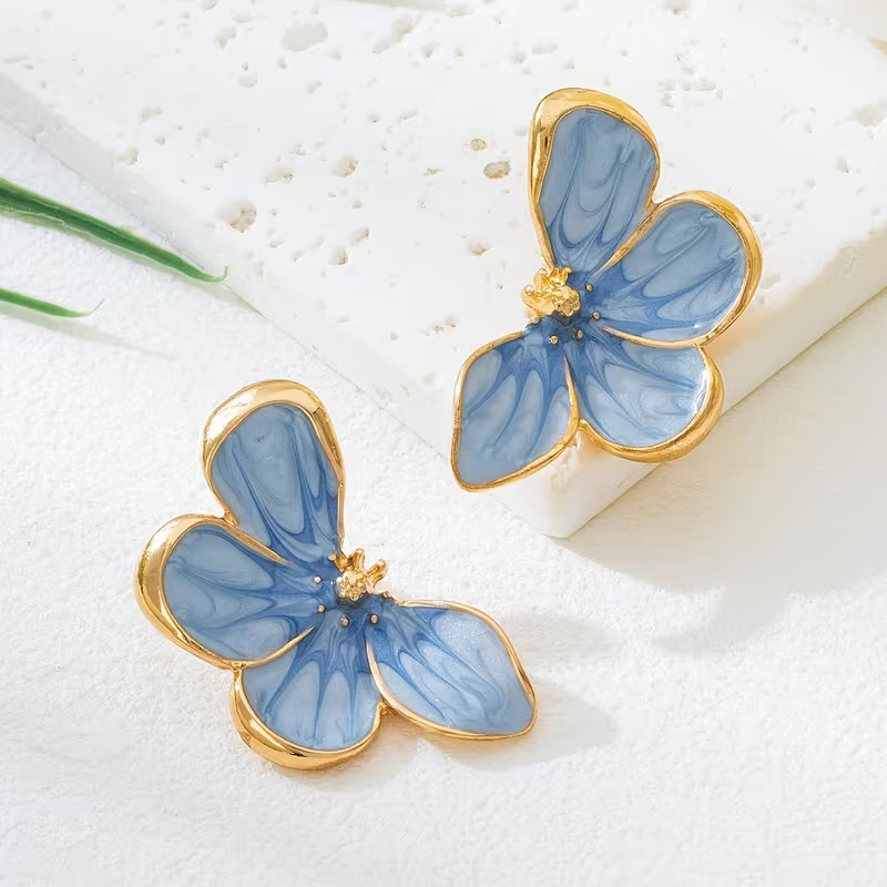 Light Blue Floral Earrings – Soft & Elegant Statement
