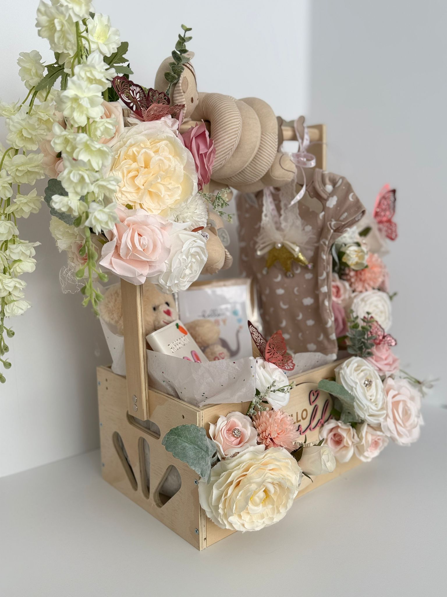 Luxury Baby Girl Gift Basket – “Hello Baby” Welcome Set