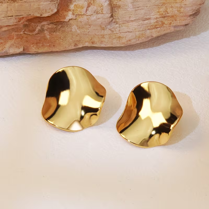 Golden Irregular Statement Earrings – Sculptural Modern Design
