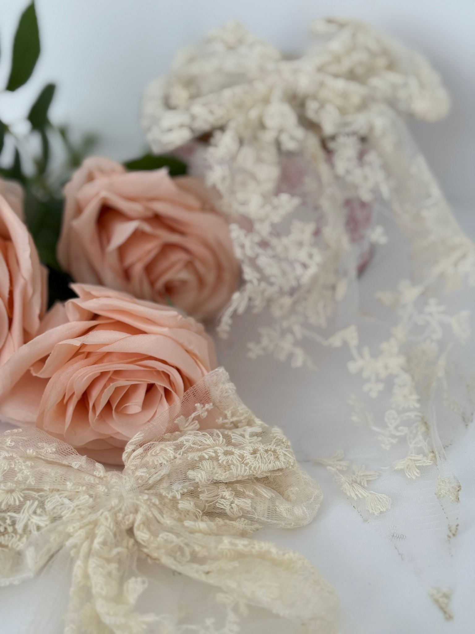 Large 2-Piece Dovetail Lace Bow Set with Floral Accent