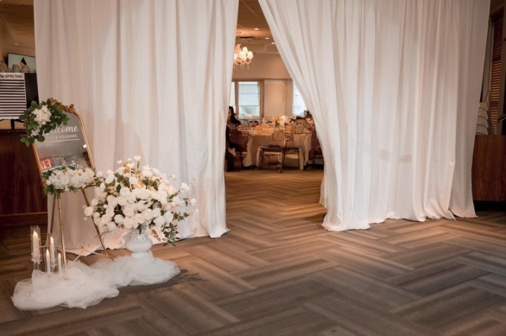RENTAL - Luxury Mirror Wedding Seating Chart & Welcome Display - RENTAL