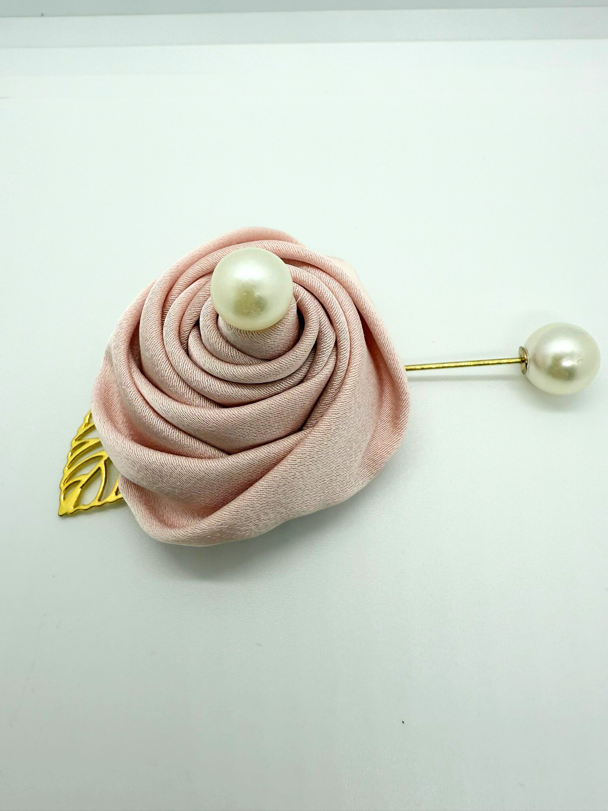 Blush Rose & Pearl Lapel