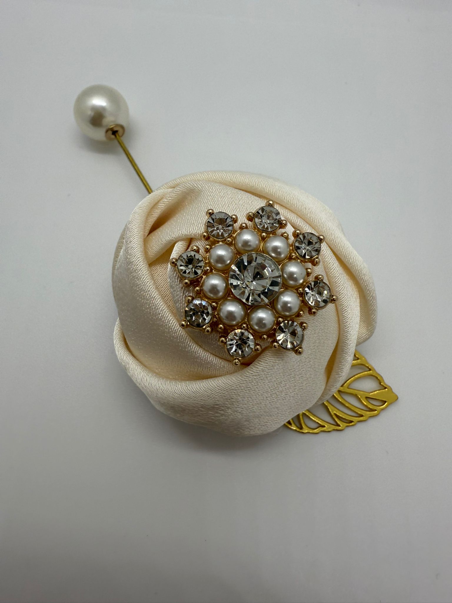 Ivory Pearl & Crystal Rose Pin Lapel