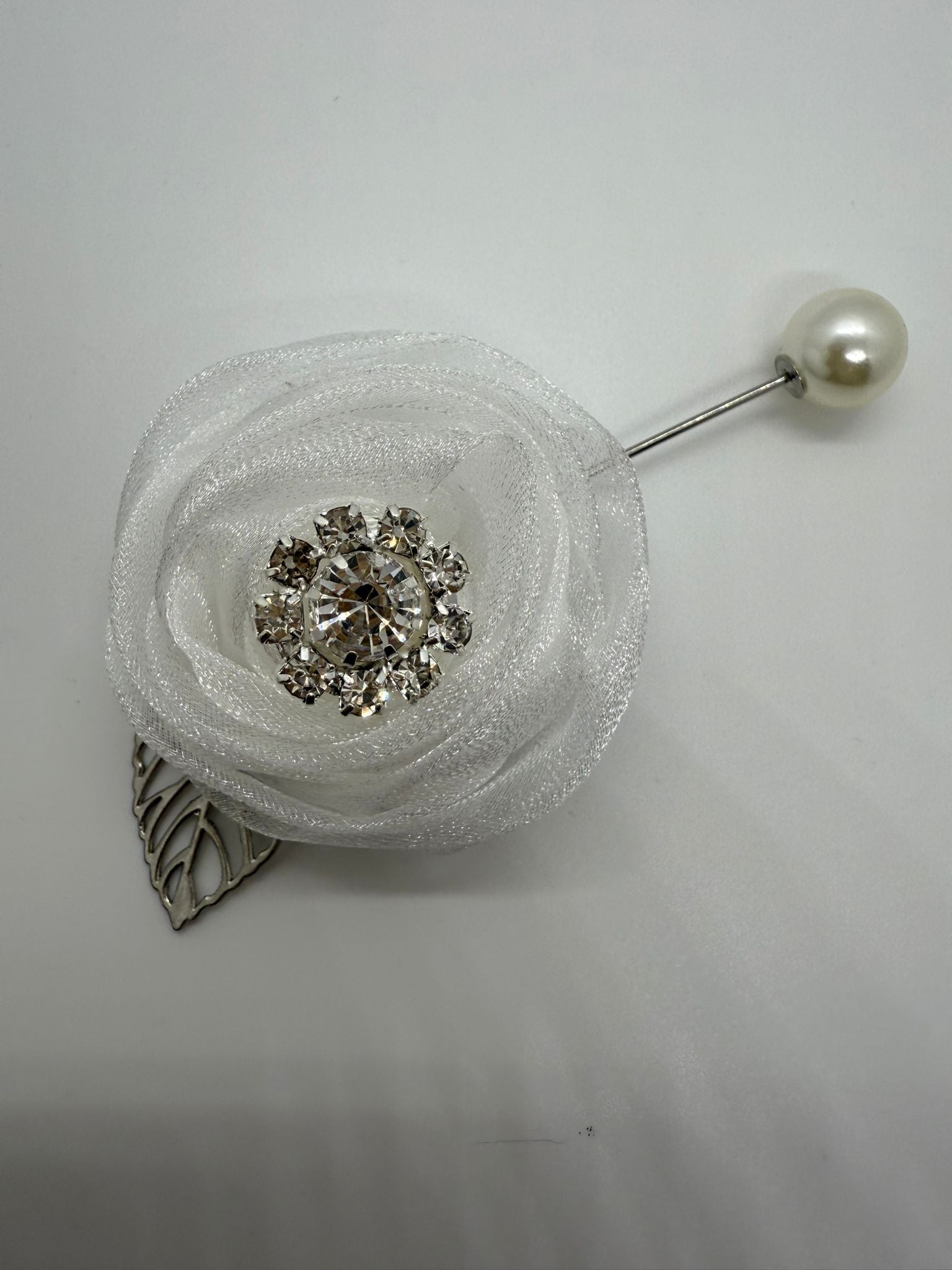 White Crystal Organza Lapel