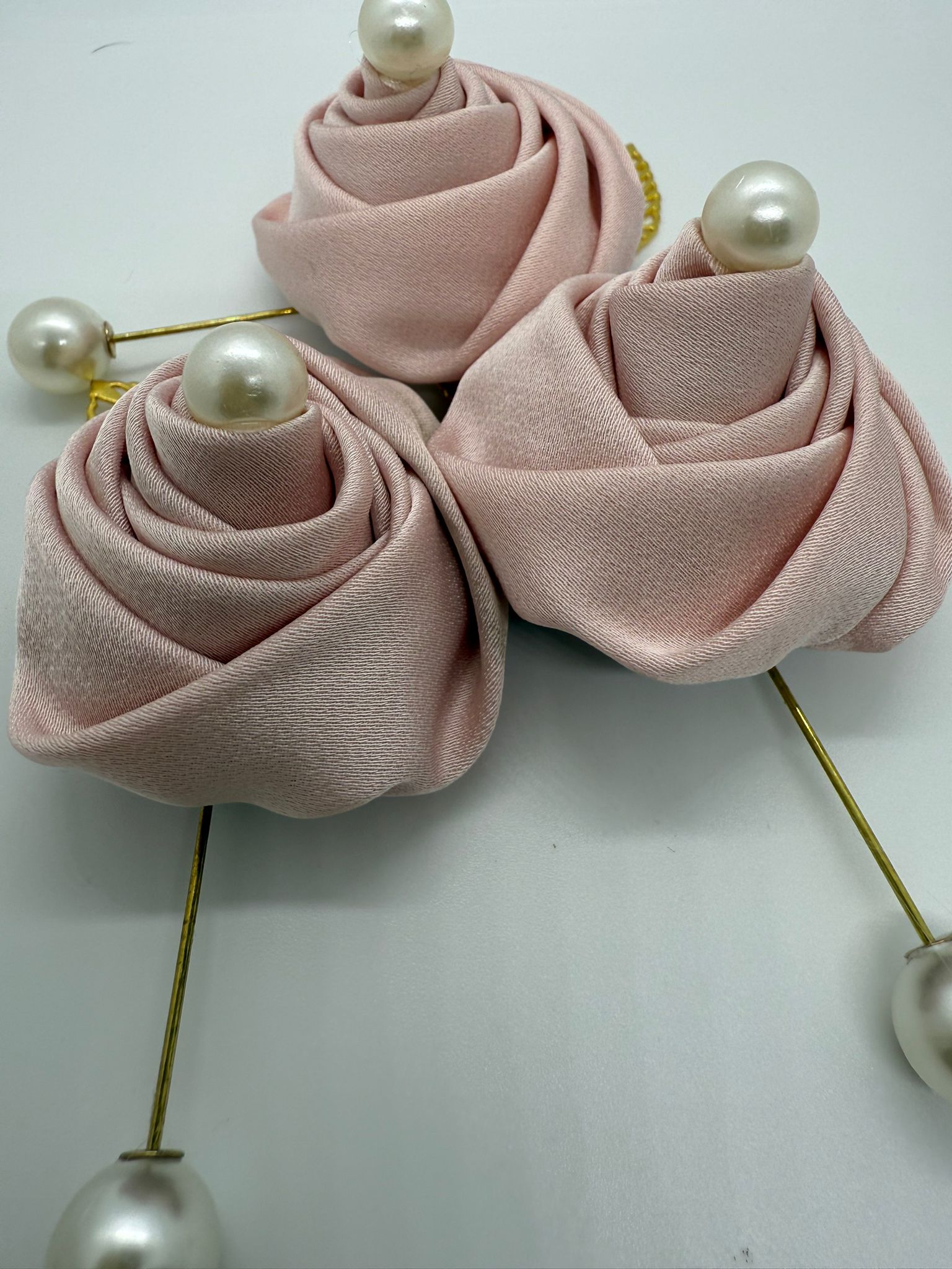 Blush Rose & Pearl Lapel
