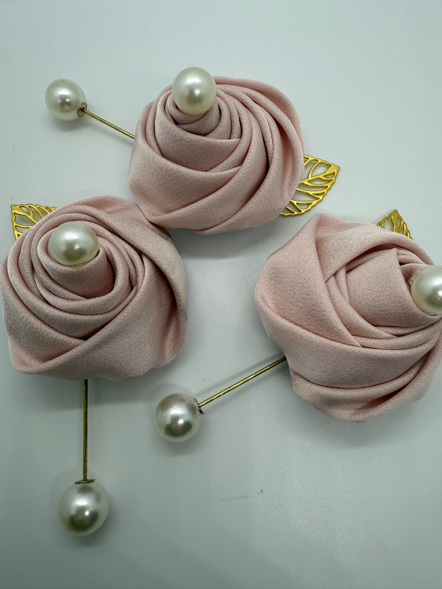 Blush Rose & Pearl Lapel