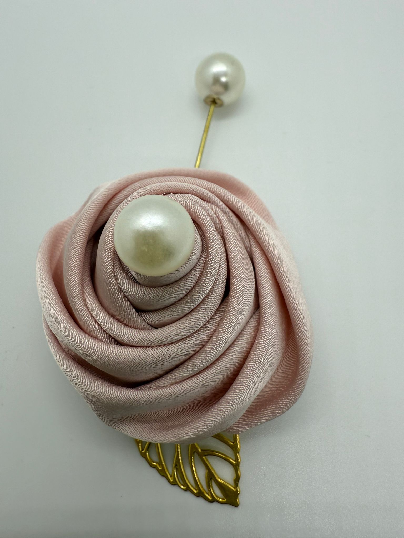 Blush Rose & Pearl Lapel