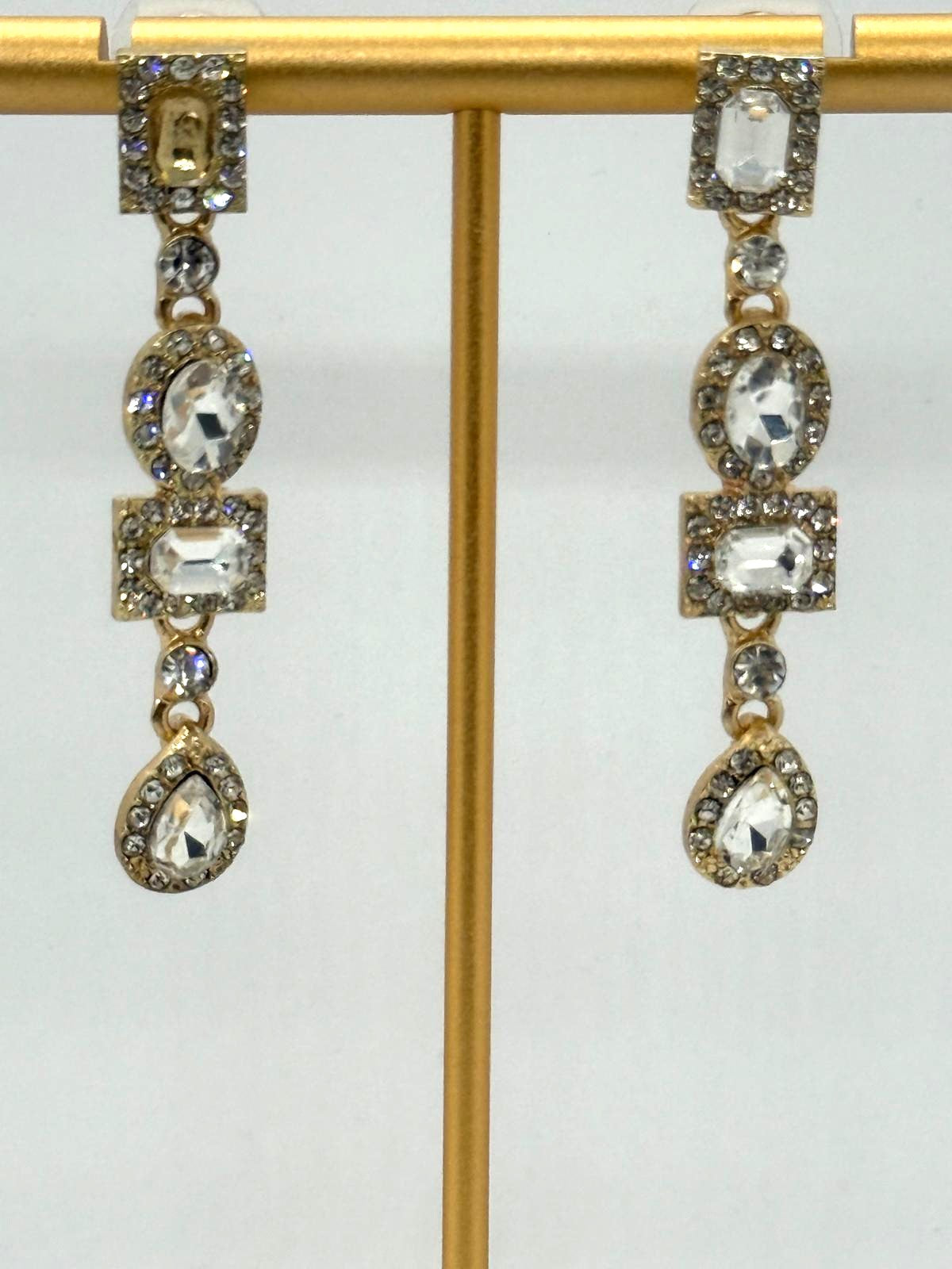 Elegant Gold-Tone Crystal Drop Earrings