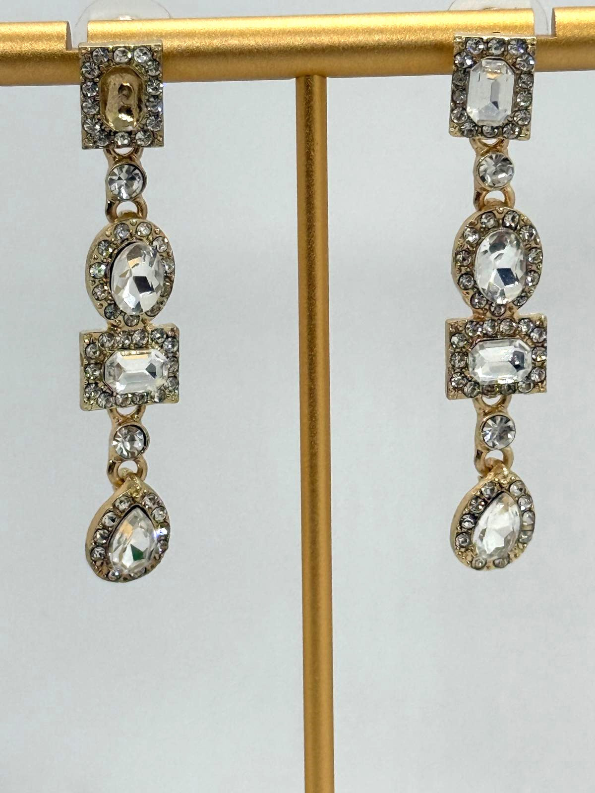 Elegant Gold-Tone Crystal Drop Earrings