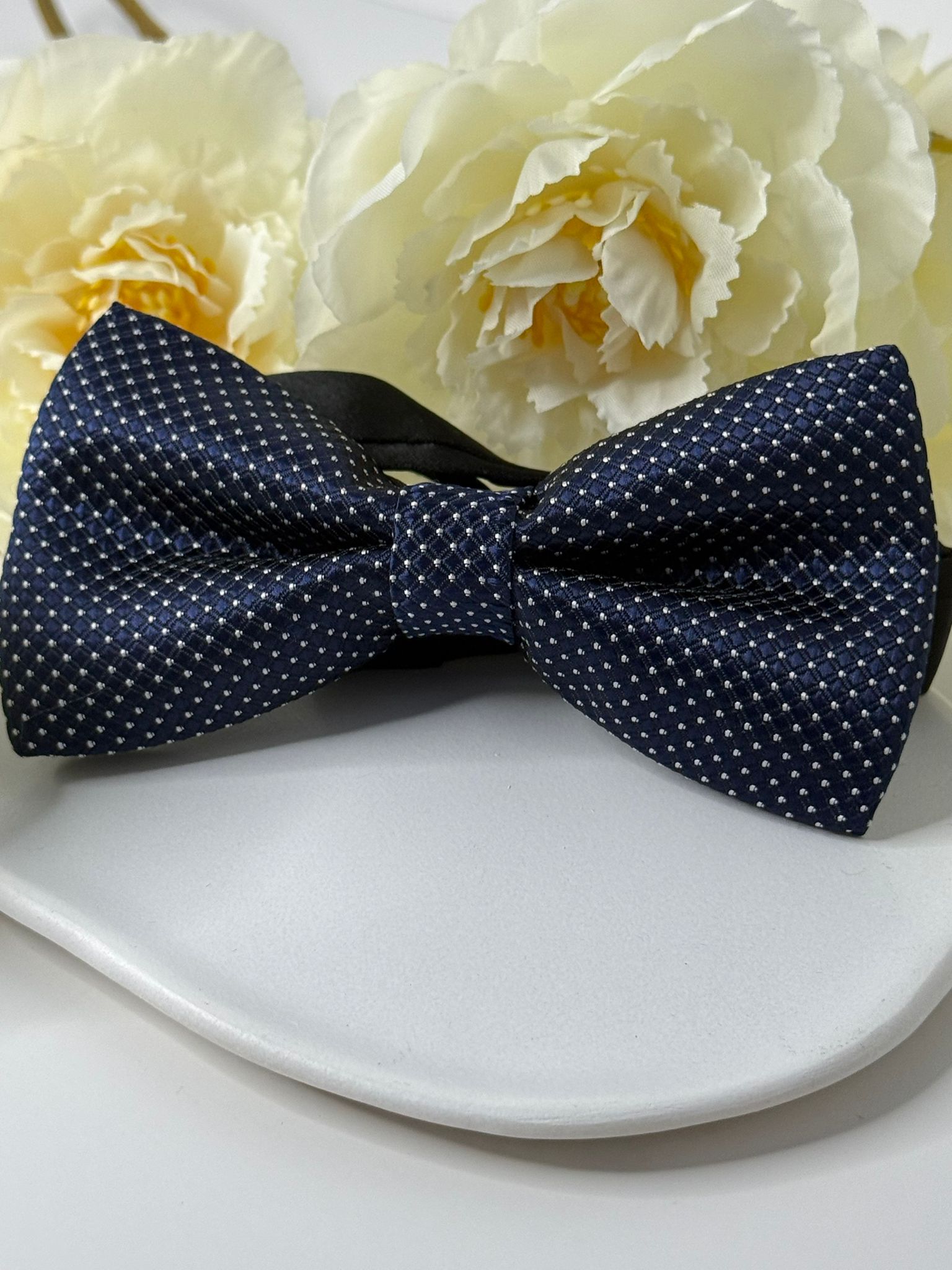 Navy Blue Textured Bow Tie