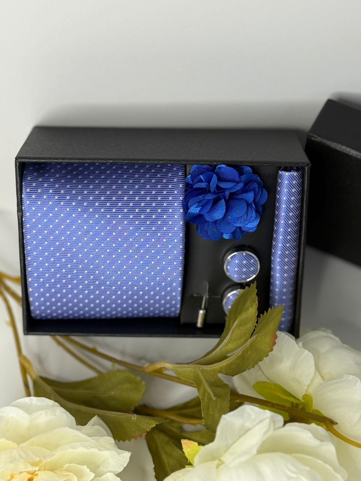 Light Blue Polka Dot Tie Gift Set