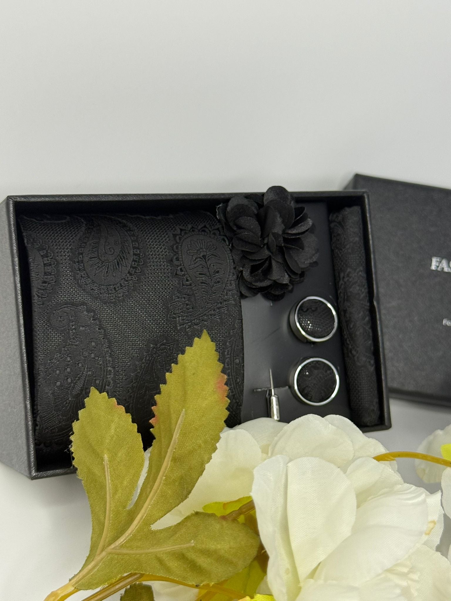 Black Paisley Luxury Tie Gift Set