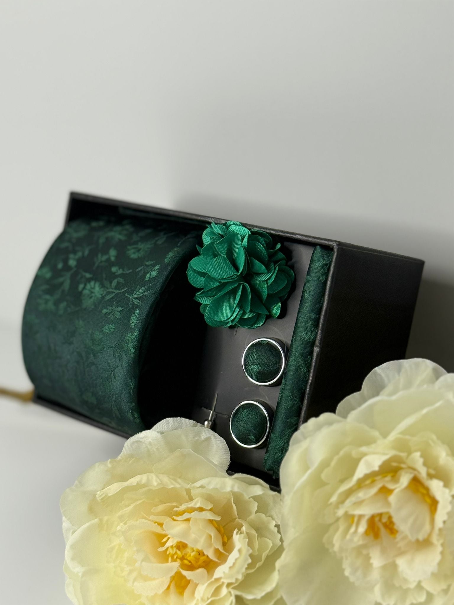 Emerald Green Floral Tie Gift Set