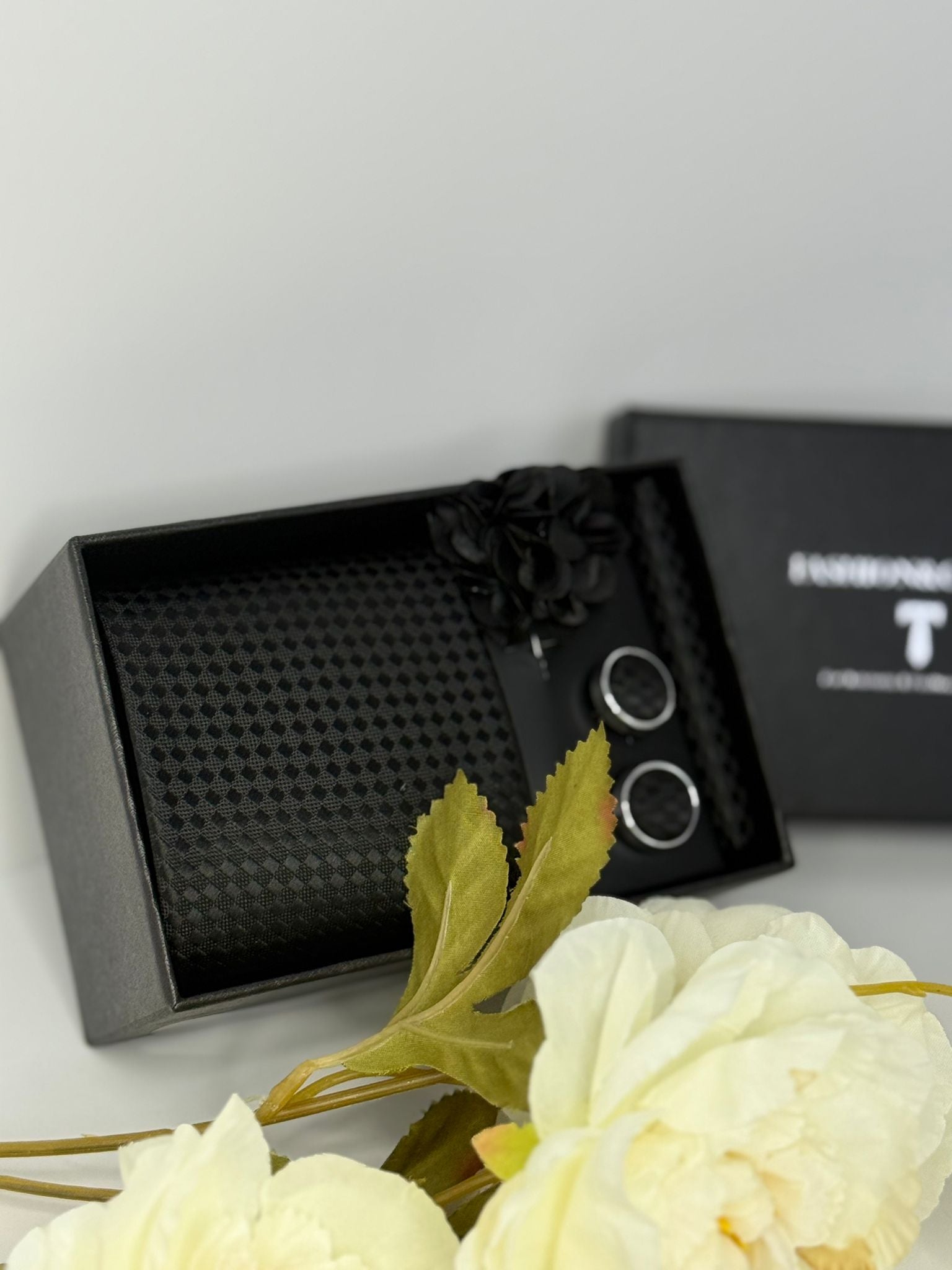 Black Checkered Luxury Tie Gift Set