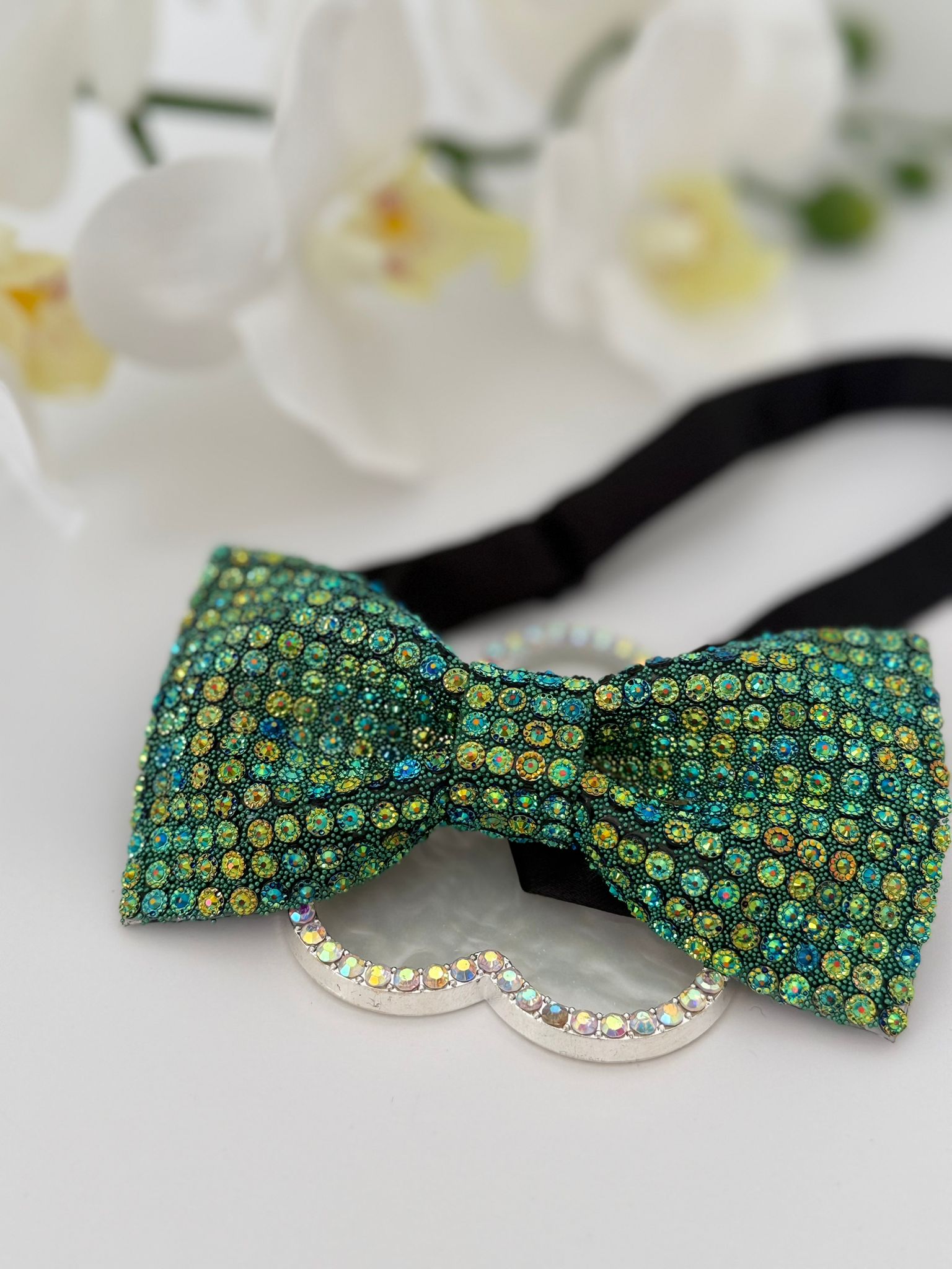Emerald Rhinestone Luxury Bow Tie