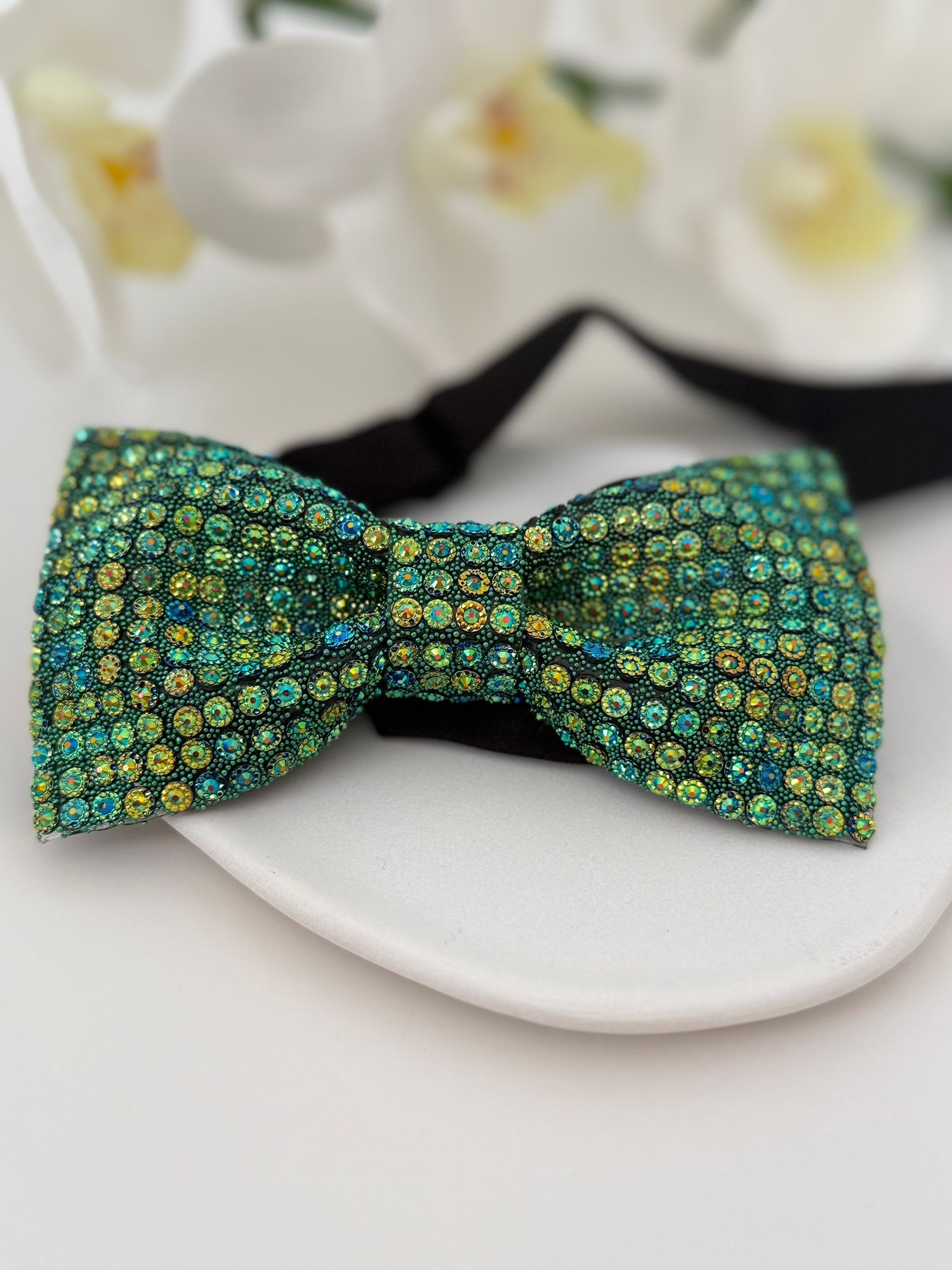 Emerald Rhinestone Luxury Bow Tie