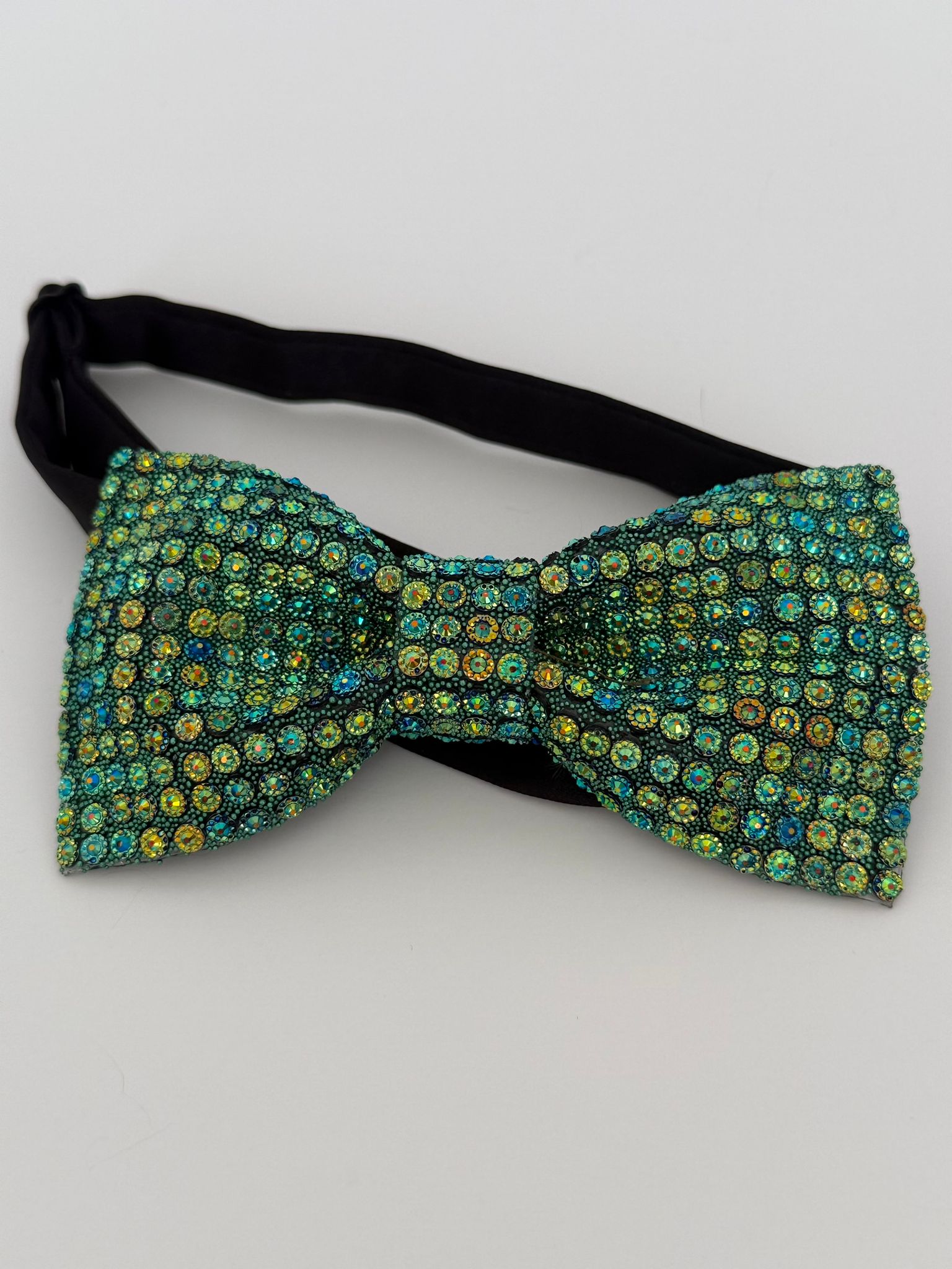 Emerald Rhinestone Luxury Bow Tie