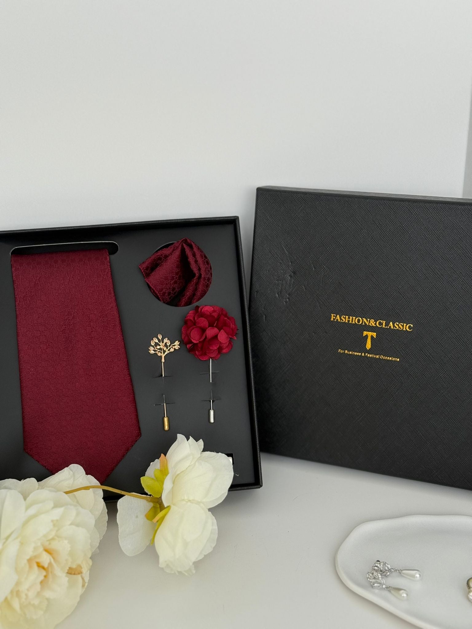Burgundy Luxury Tie Gift Set – Necktie, Pocket Square, Lapel Pin & Tie Clip