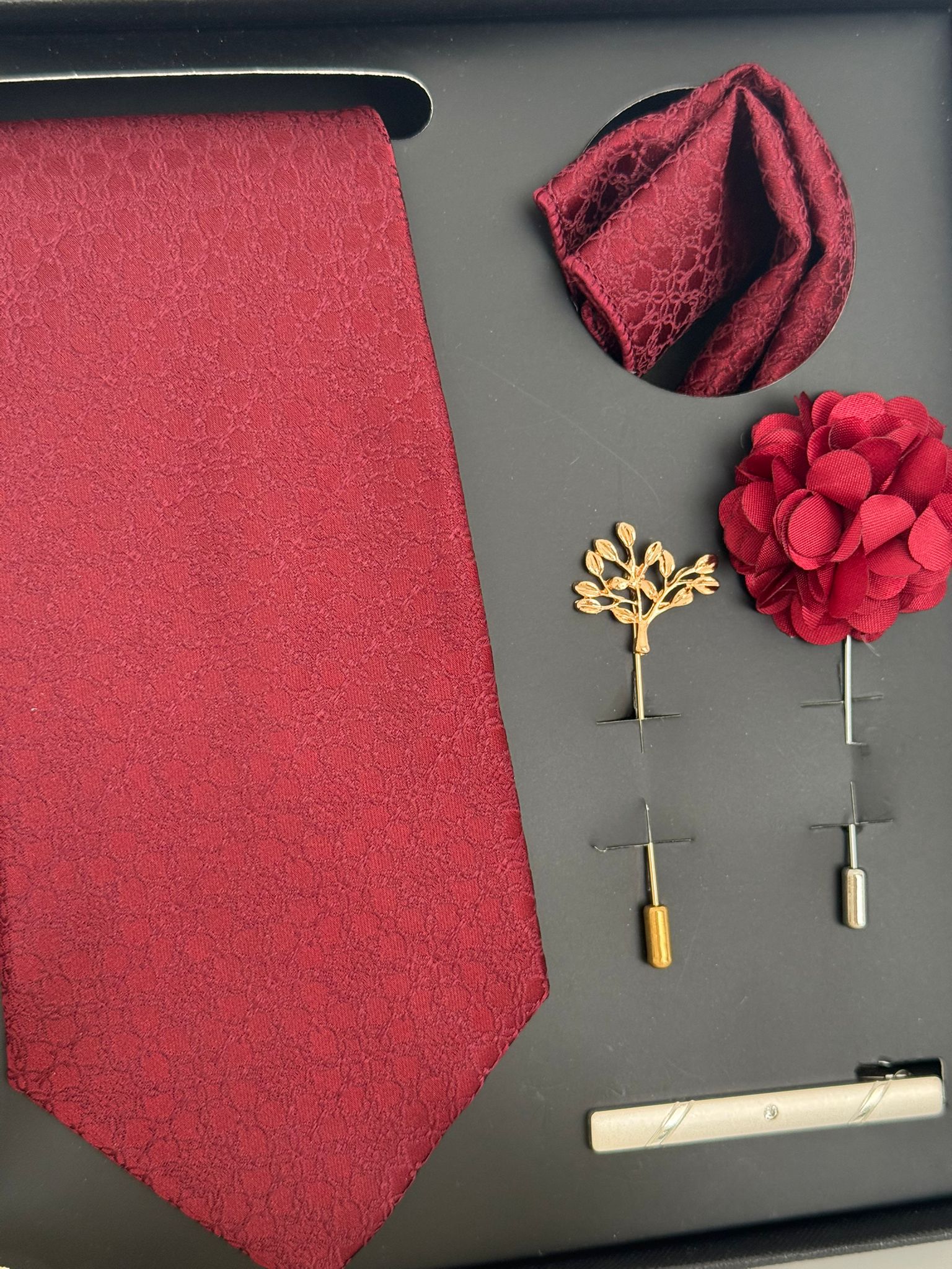 Burgundy Luxury Tie Gift Set – Necktie, Pocket Square, Lapel Pin & Tie Clip