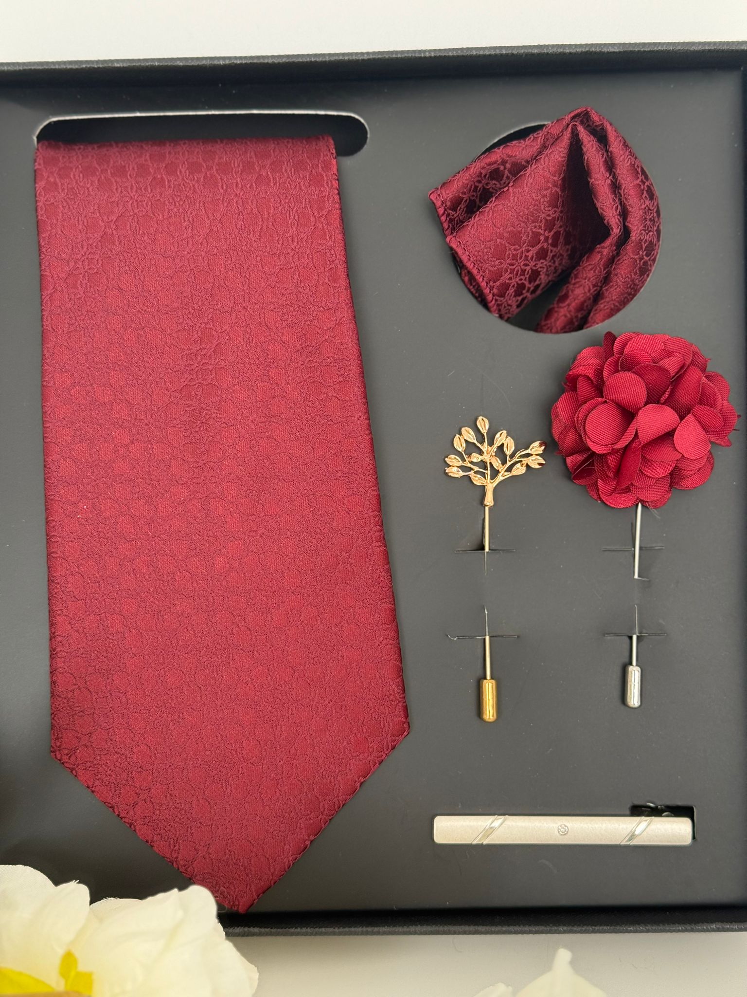 Burgundy Luxury Tie Gift Set – Necktie, Pocket Square, Lapel Pin & Tie Clip