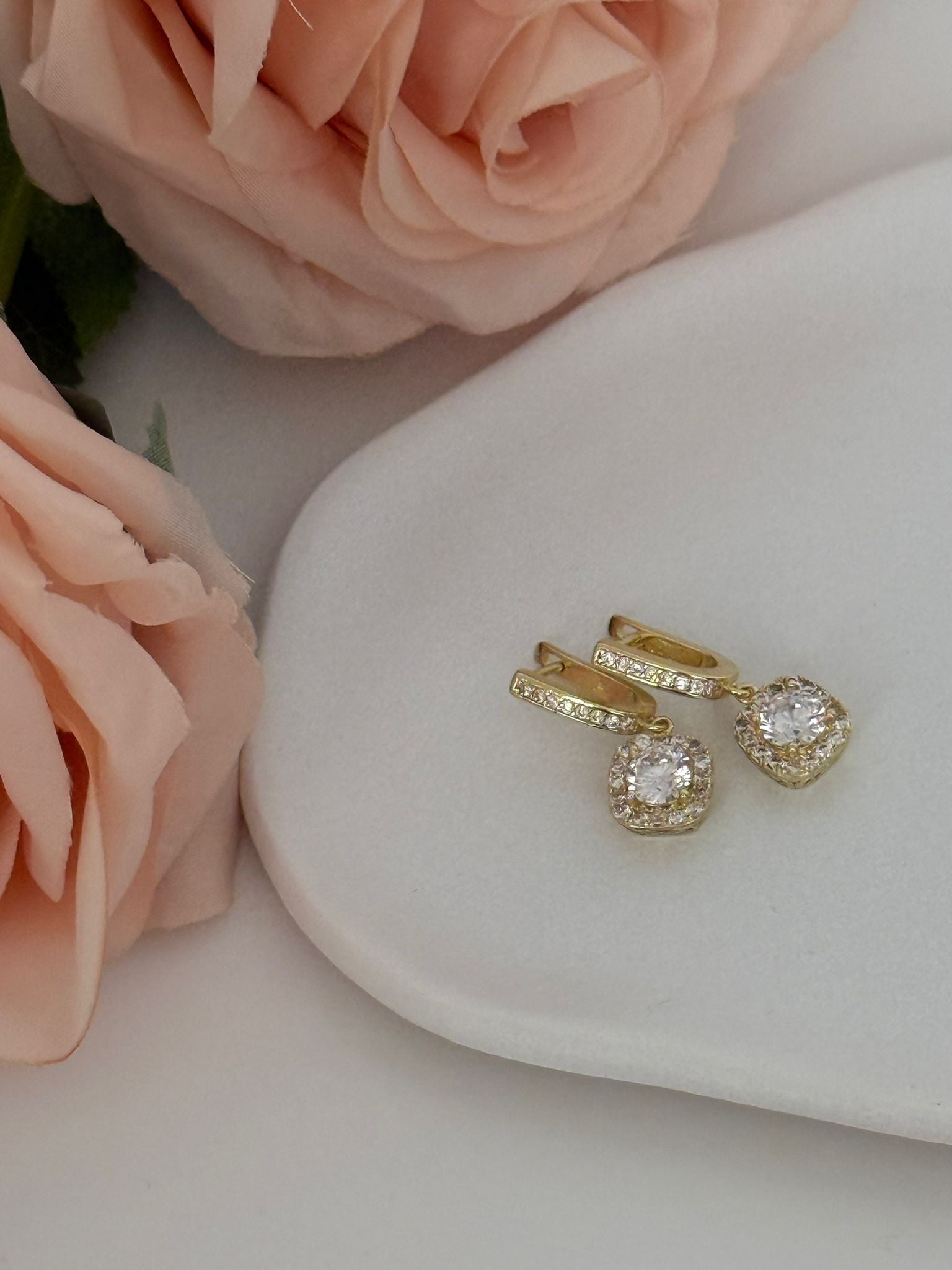 Elegant Gold Crystal Halo Drop Earrings