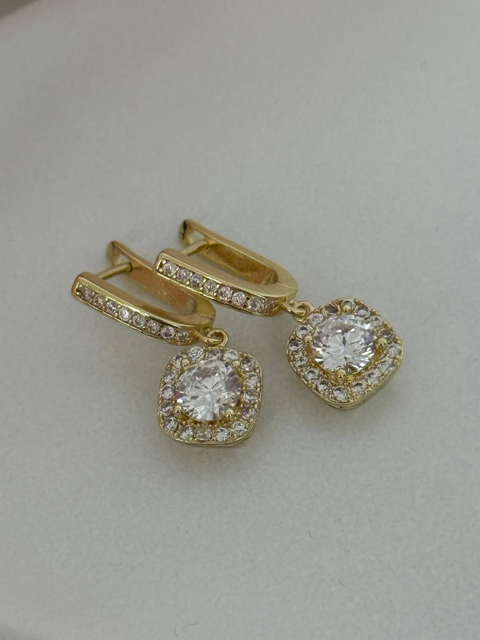 Elegant Gold Crystal Halo Drop Earrings