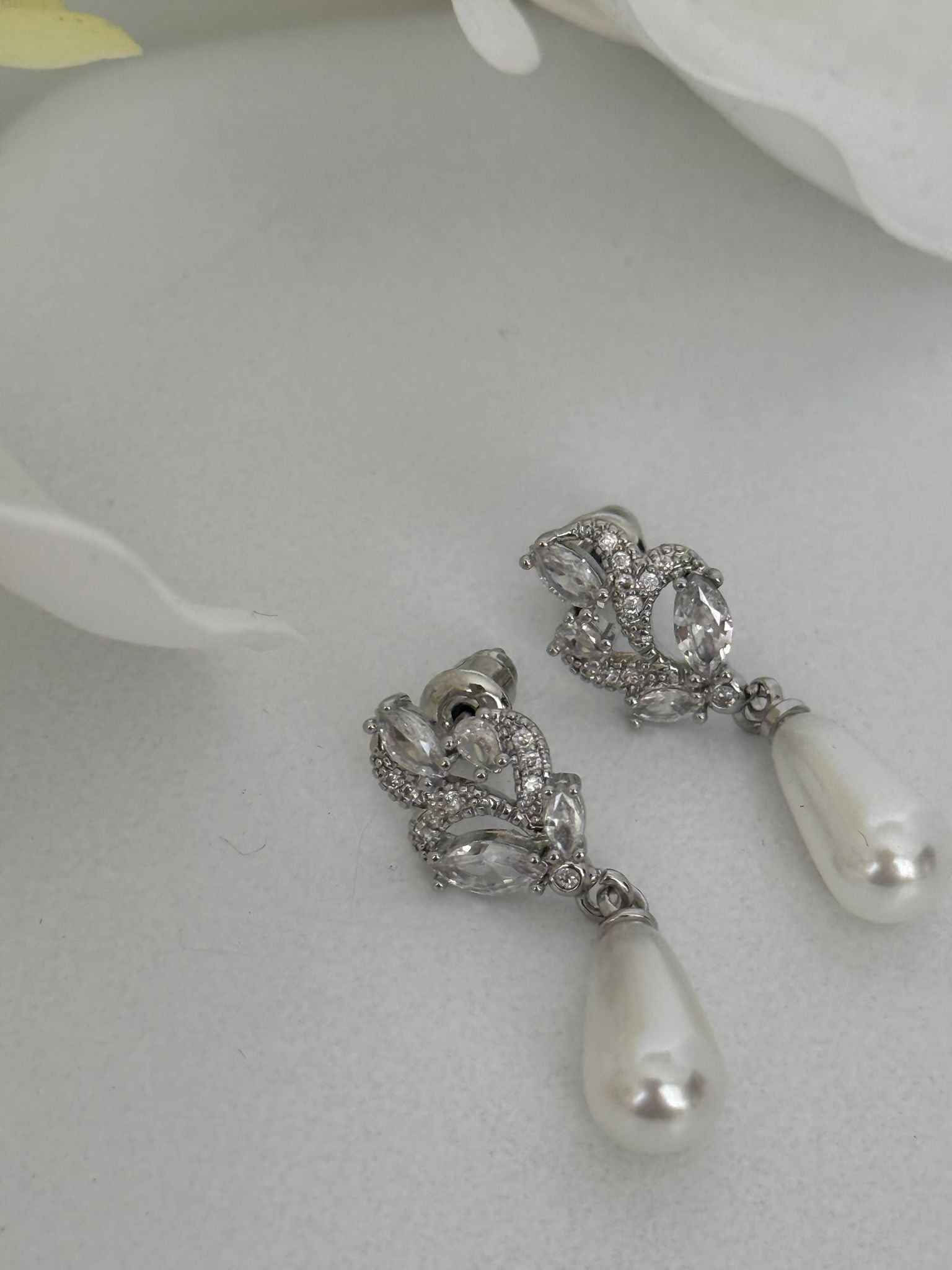 Elegant Pearl Drop Earrings – Crystal Bridal & Formal Jewelry