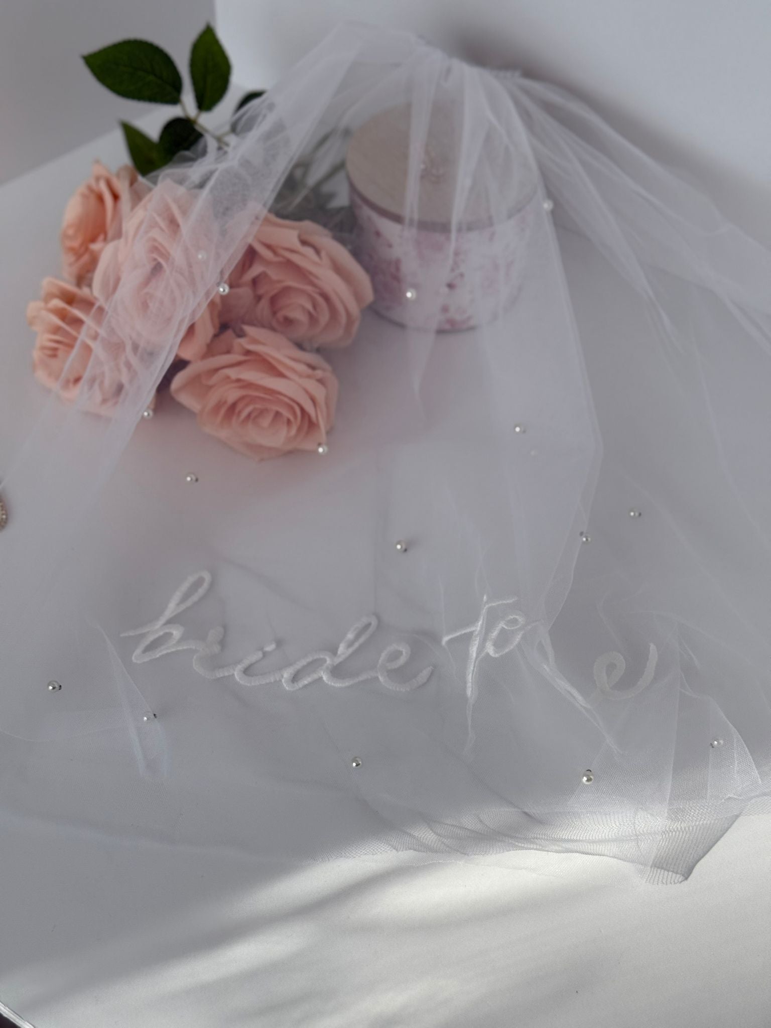 Bride To Be Pearl Veil – Elegant Bridal Party Essential