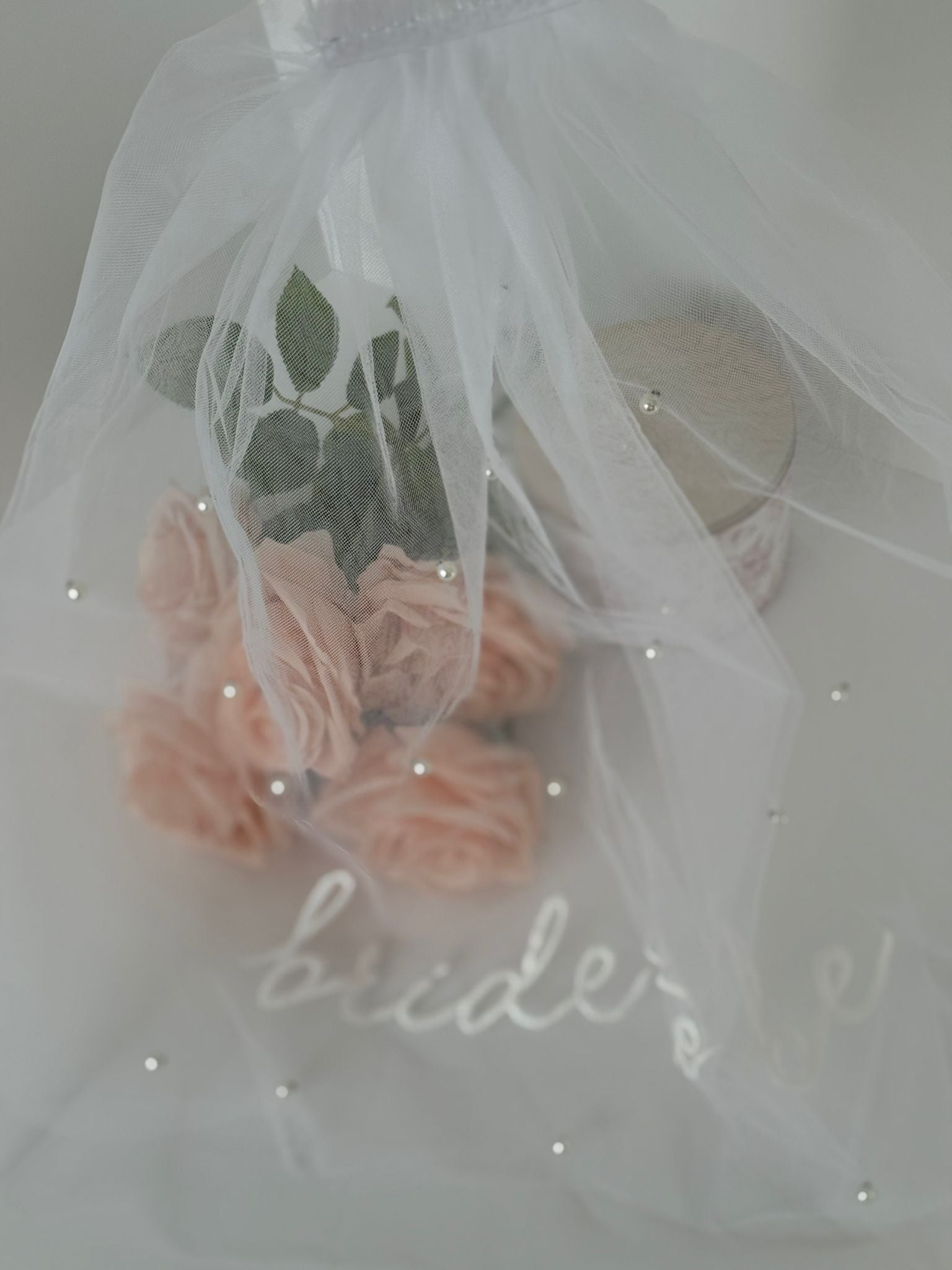 Bride To Be Pearl Veil – Elegant Bridal Party Essential