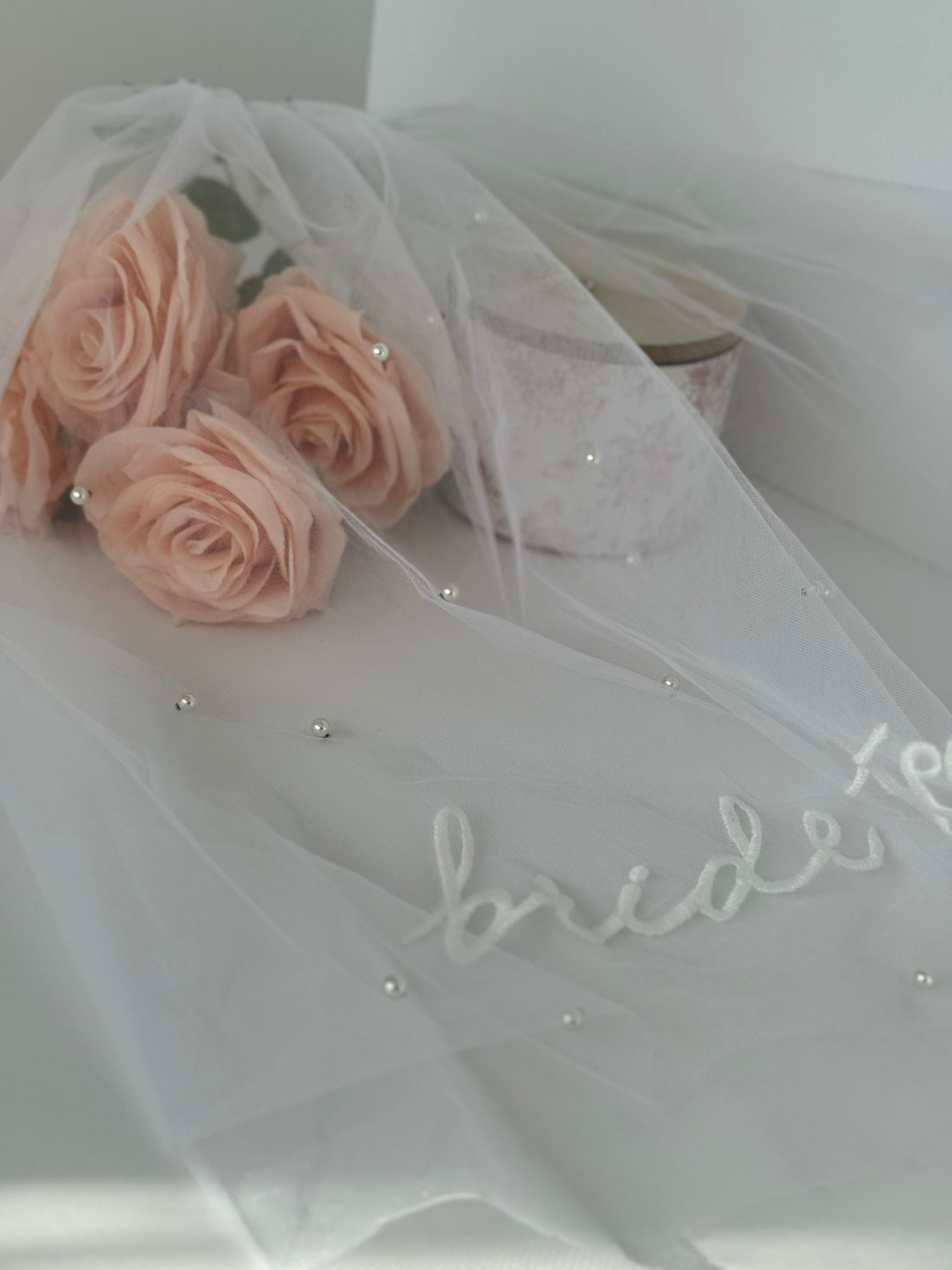 Bride To Be Pearl Veil – Elegant Bridal Party Essential