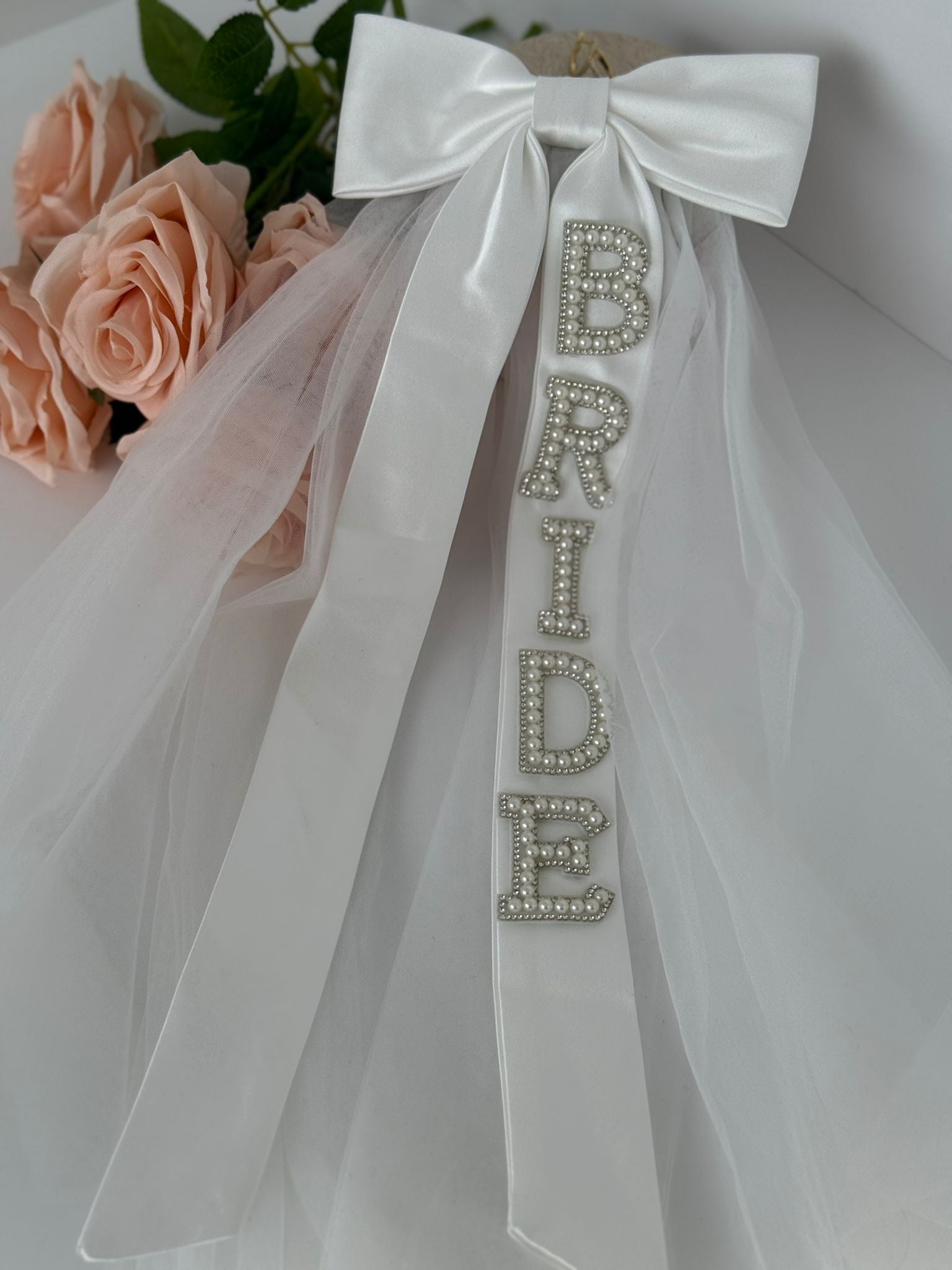 Bride Rhinestone Bow Veil