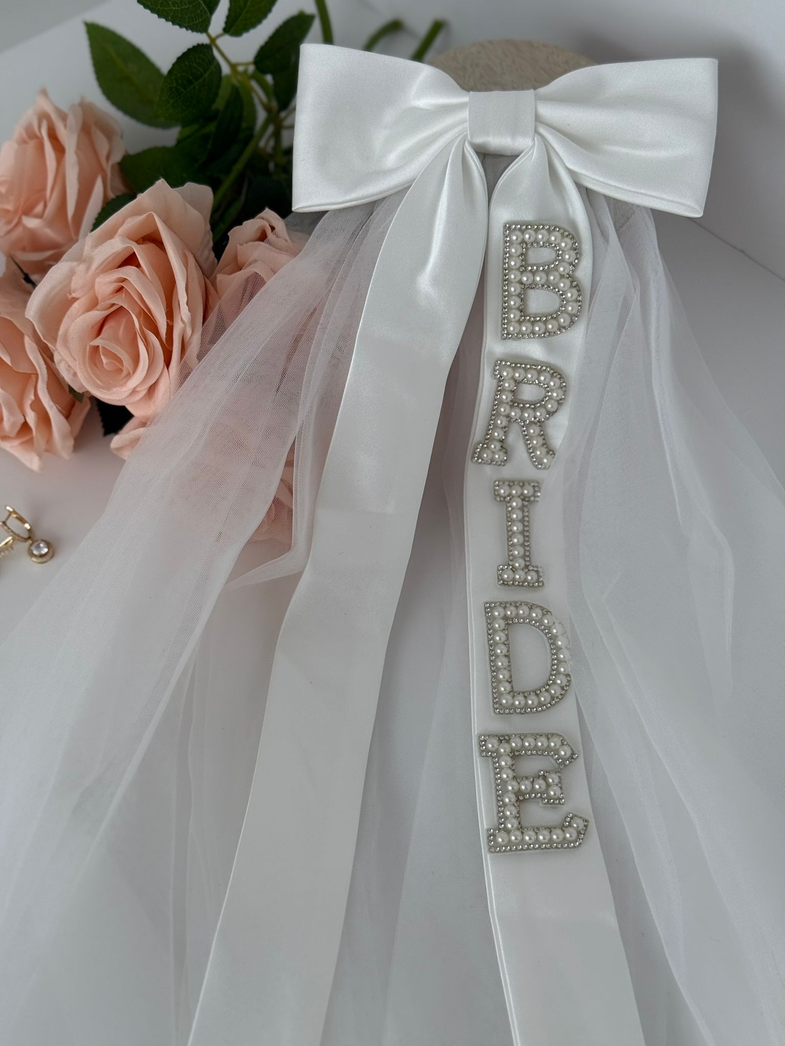 Bride Rhinestone Bow Veil