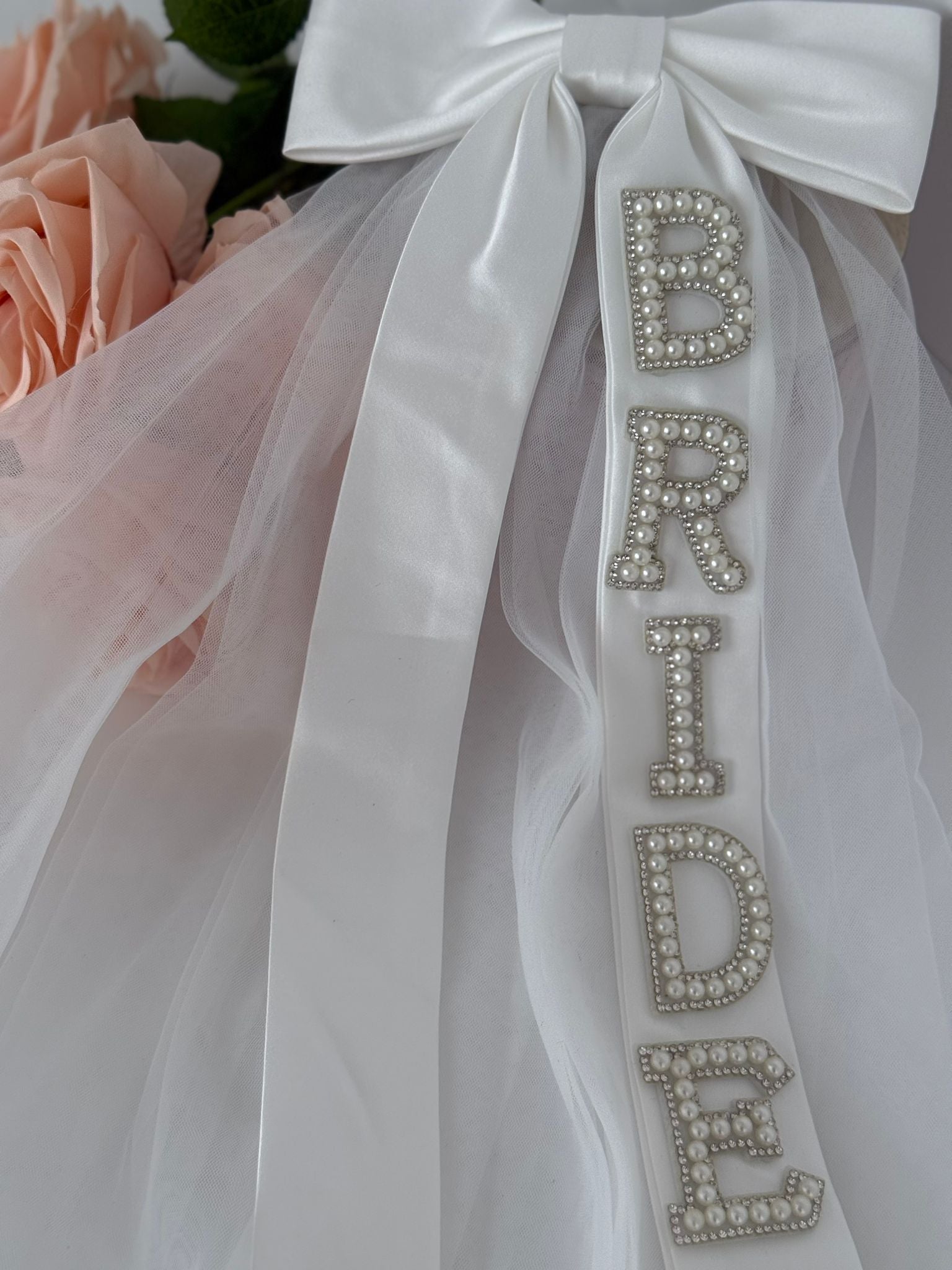 Bride Rhinestone Bow Veil
