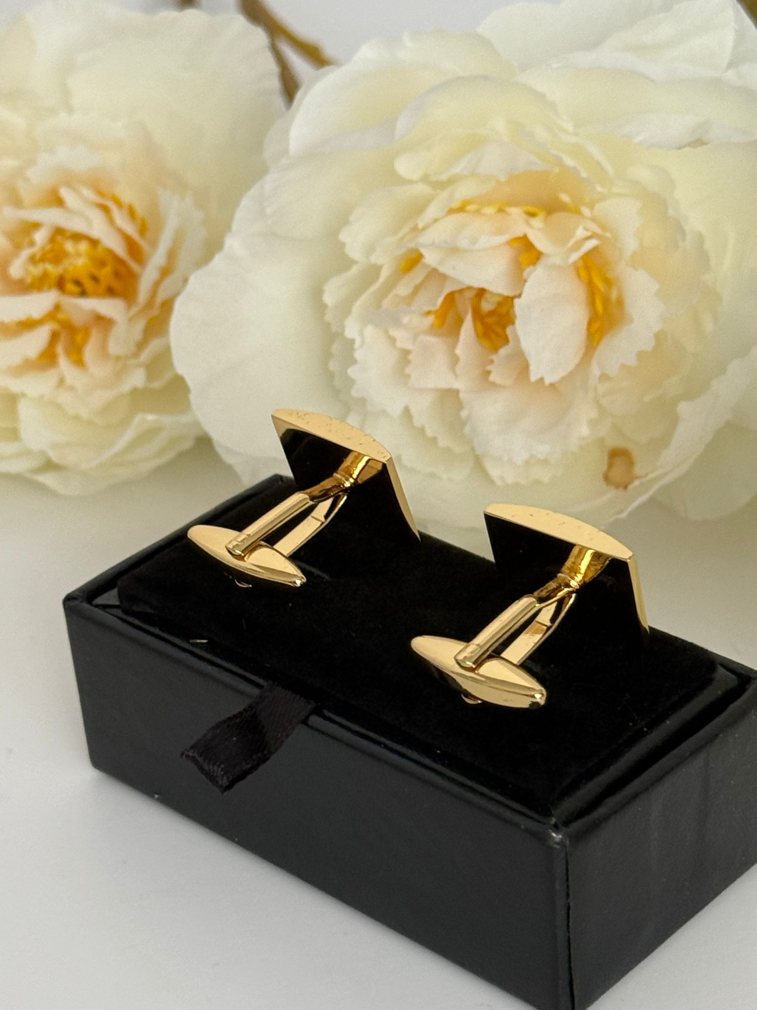 Geometric Pattern Golden Cufflinks