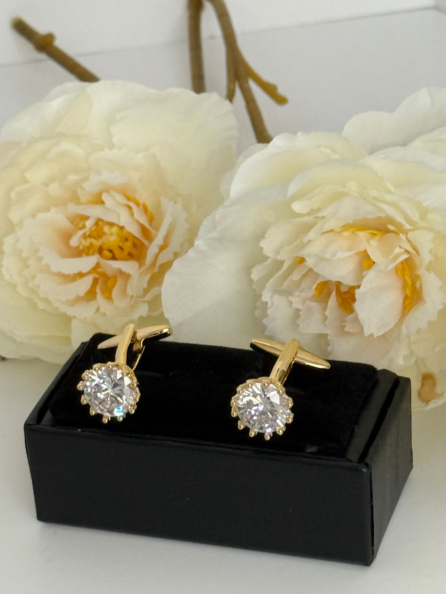 Crystal Cufflinks – Elegant Gold-Tone Formal Statement