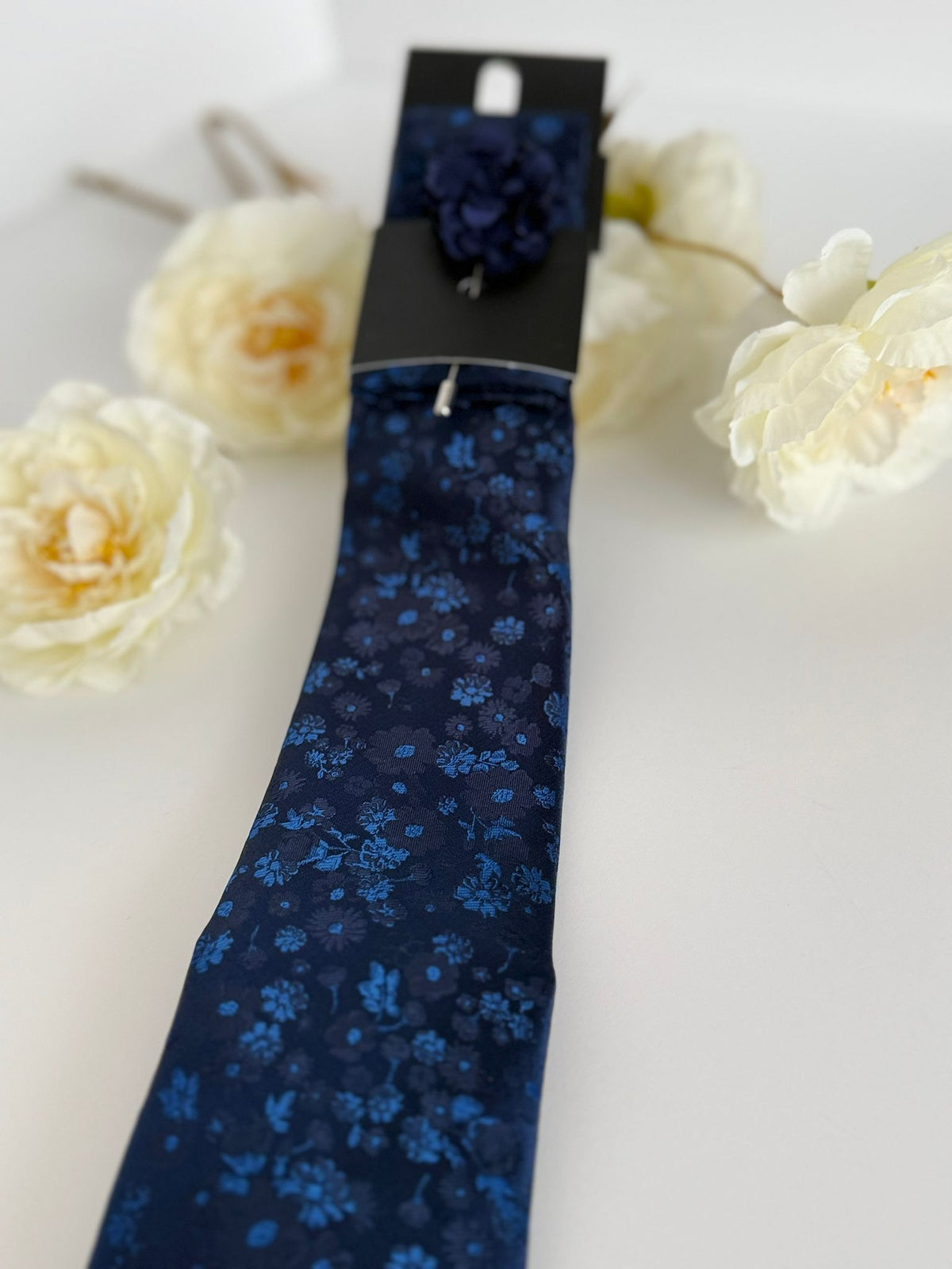 Men’s Navy Blue Floral Tie Set with Pocket Square, Lapel Flower & Tie Pin – Luxury Patterned Formal Accessories
