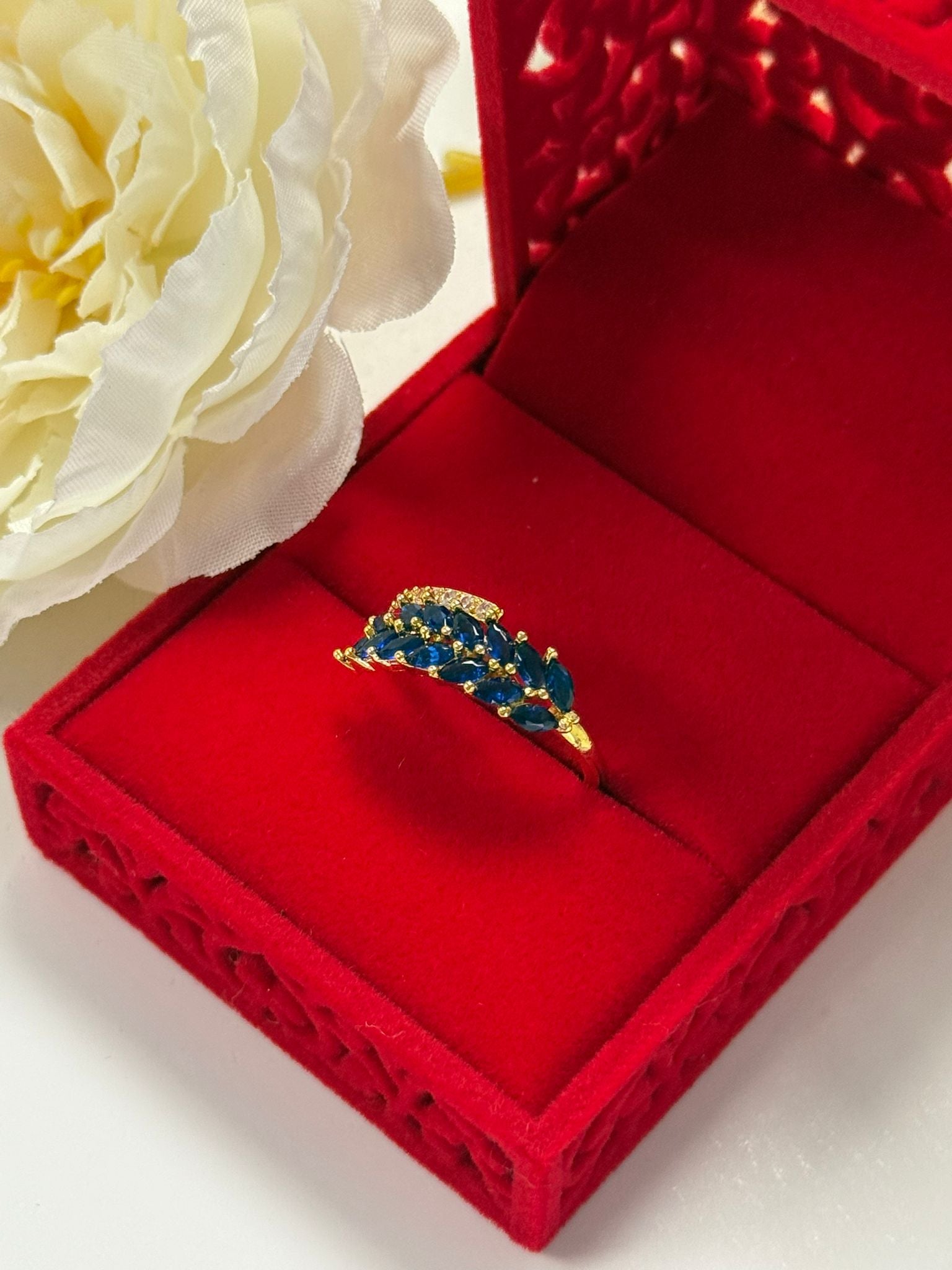 18K Gold Plated Blue Crystal Leaf Ring for Women