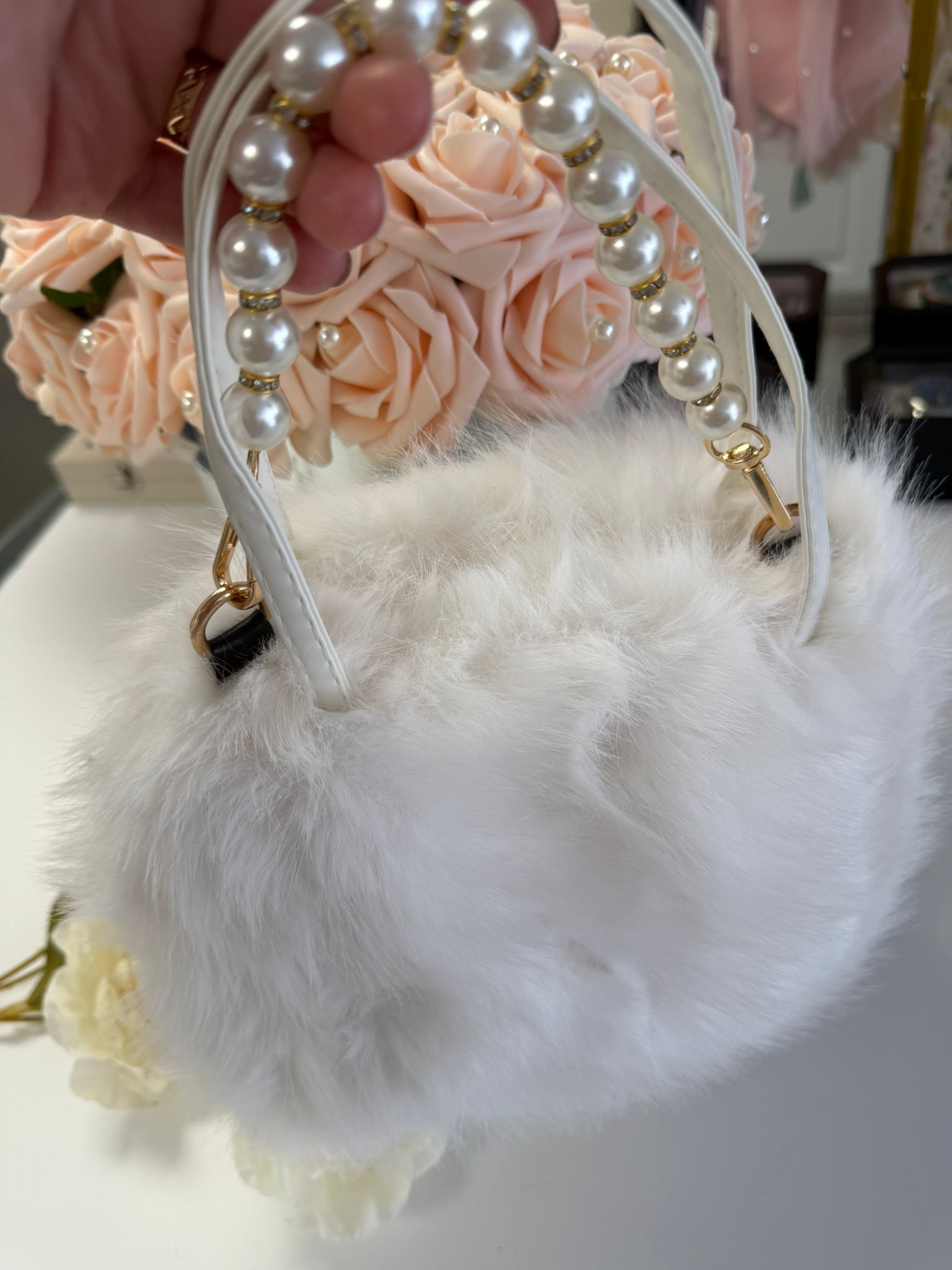 Luxury White Faux Fur Handbag with Pearl Chain