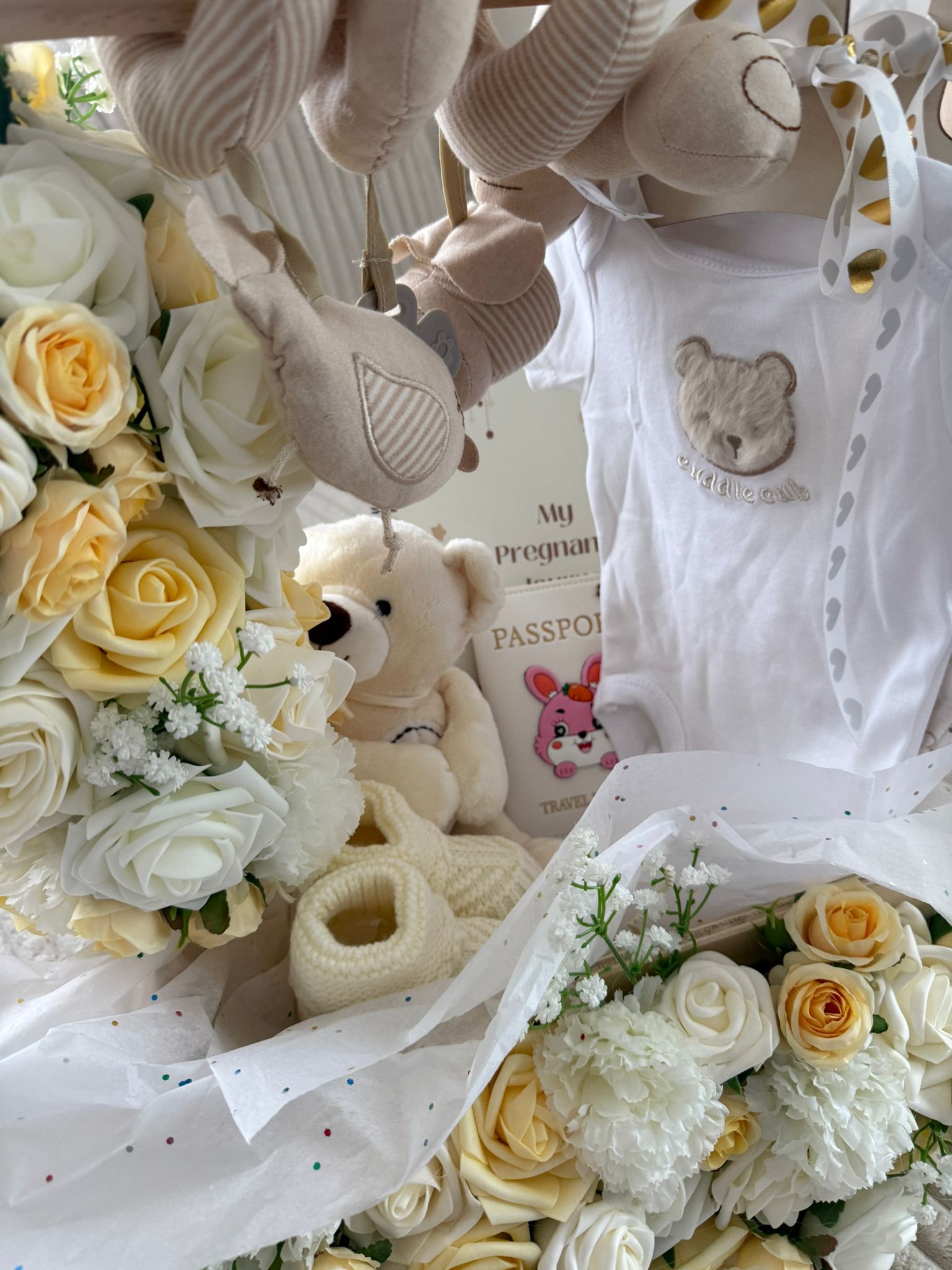 Luxury Neutral Baby Gift Basket